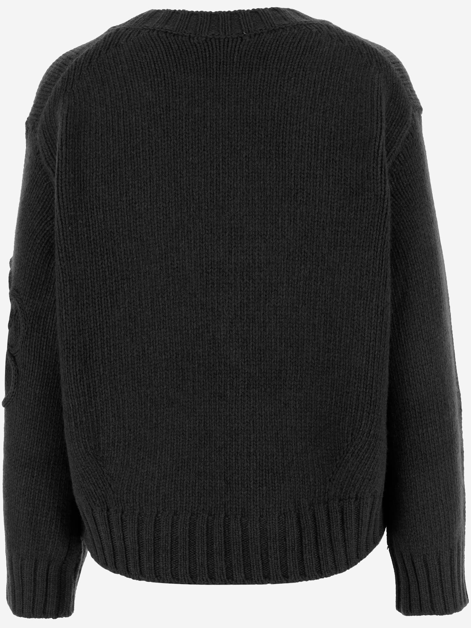 Bruno Manetti Flower-applique Sweater In Black