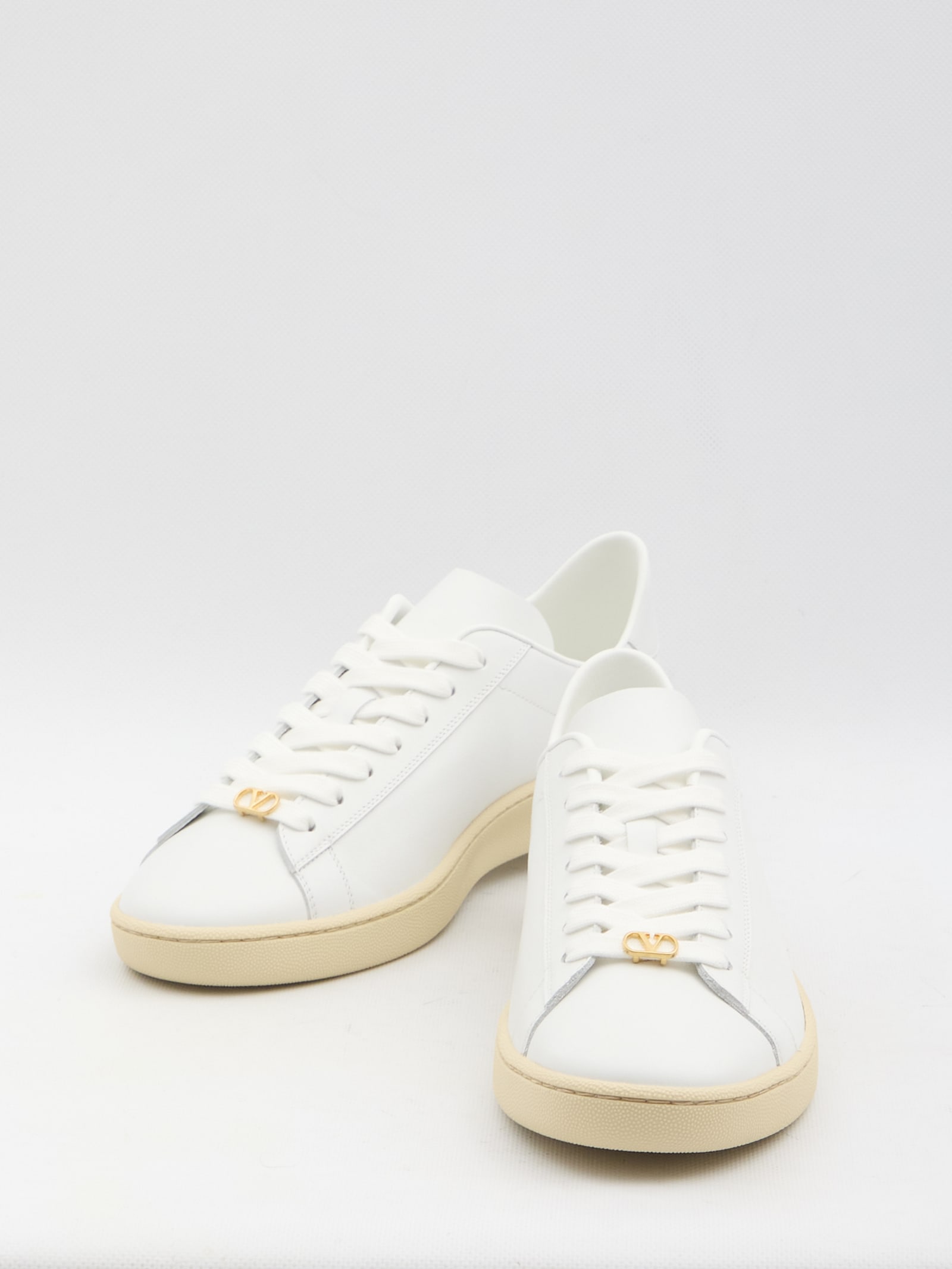 Valentino White Leather Vlogo Signature Sneakers In White