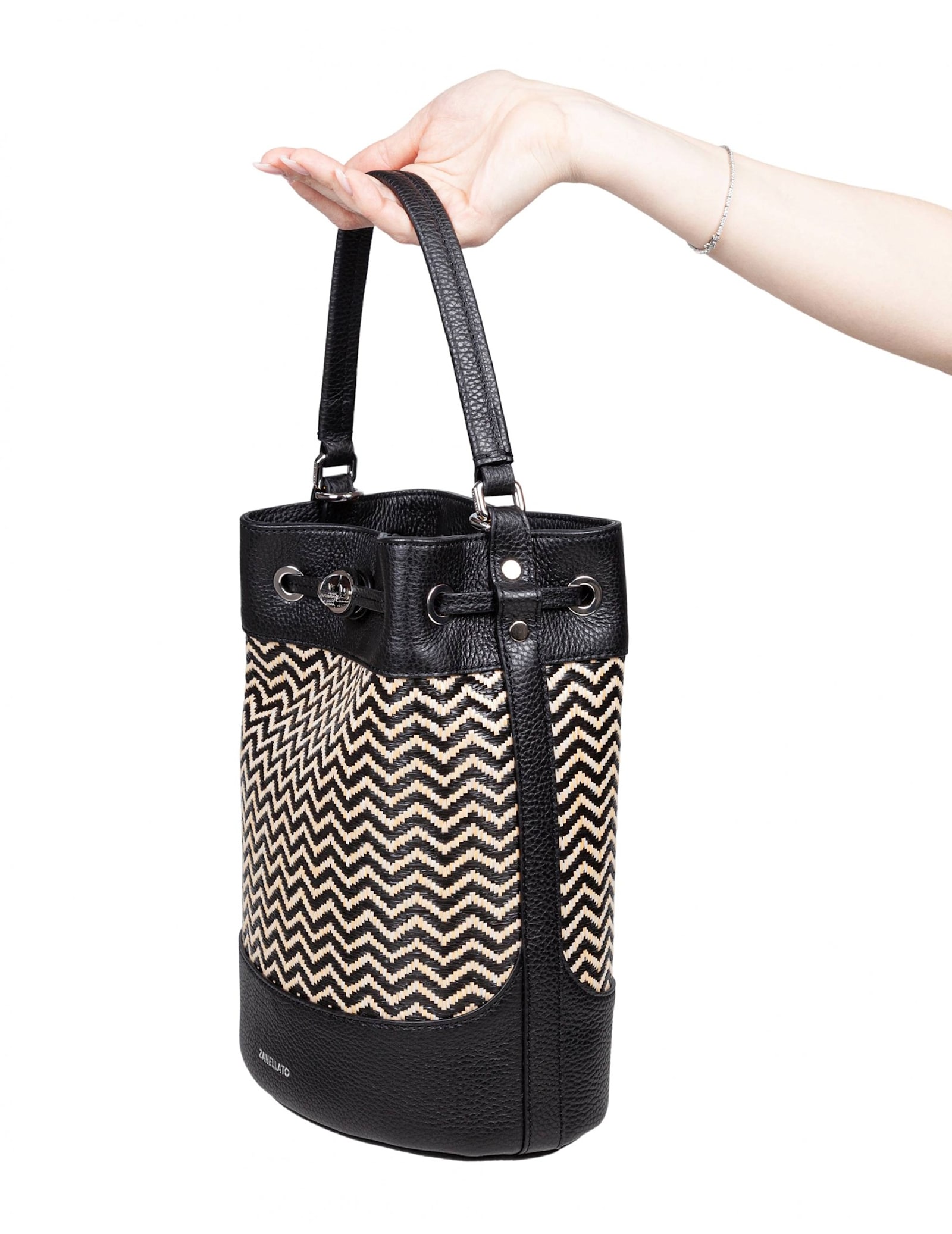 Zanellato Bucket Bag In Leather And Raffia In Black