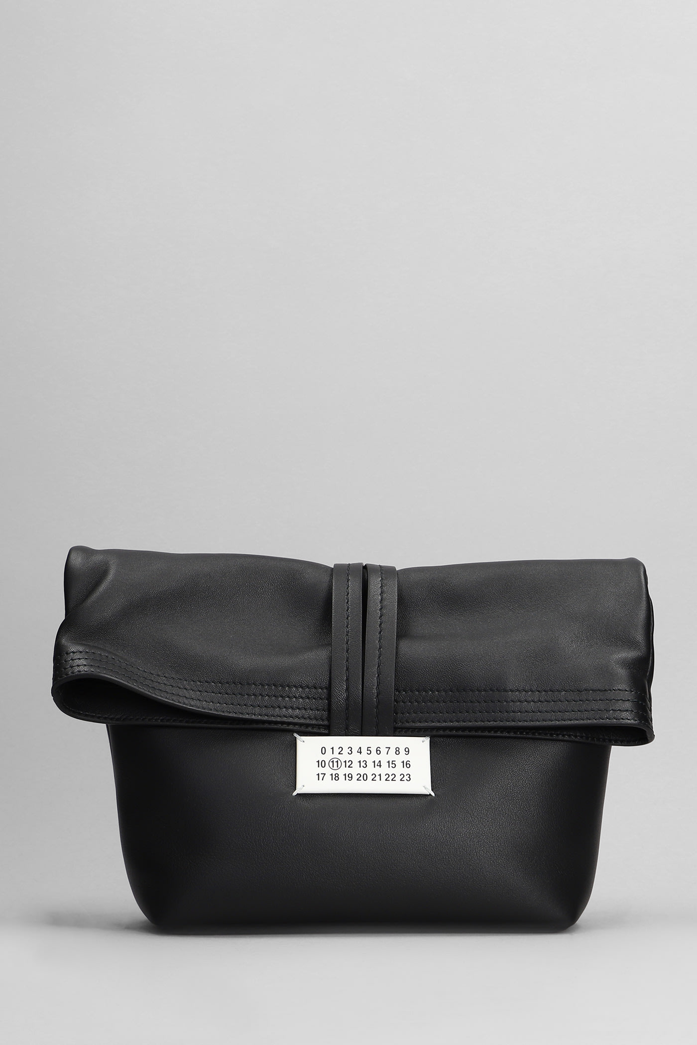 MAISON MARGIELA CLUTCH IN BLACK LEATHER 