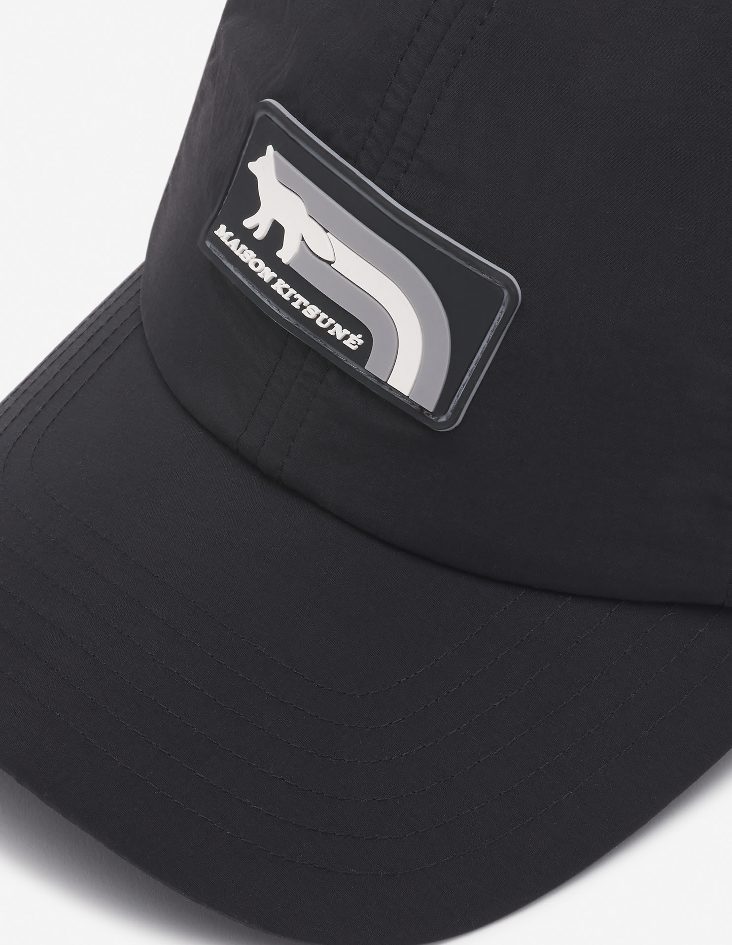 Maison Kitsuné Baseball Cap Casual Curved Brim In Black