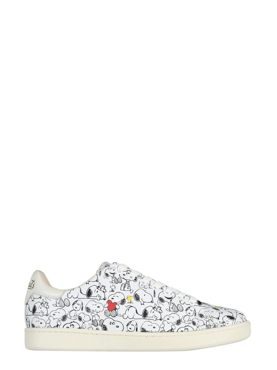 Moa Master Of Arts Snoopy Sneakers In White