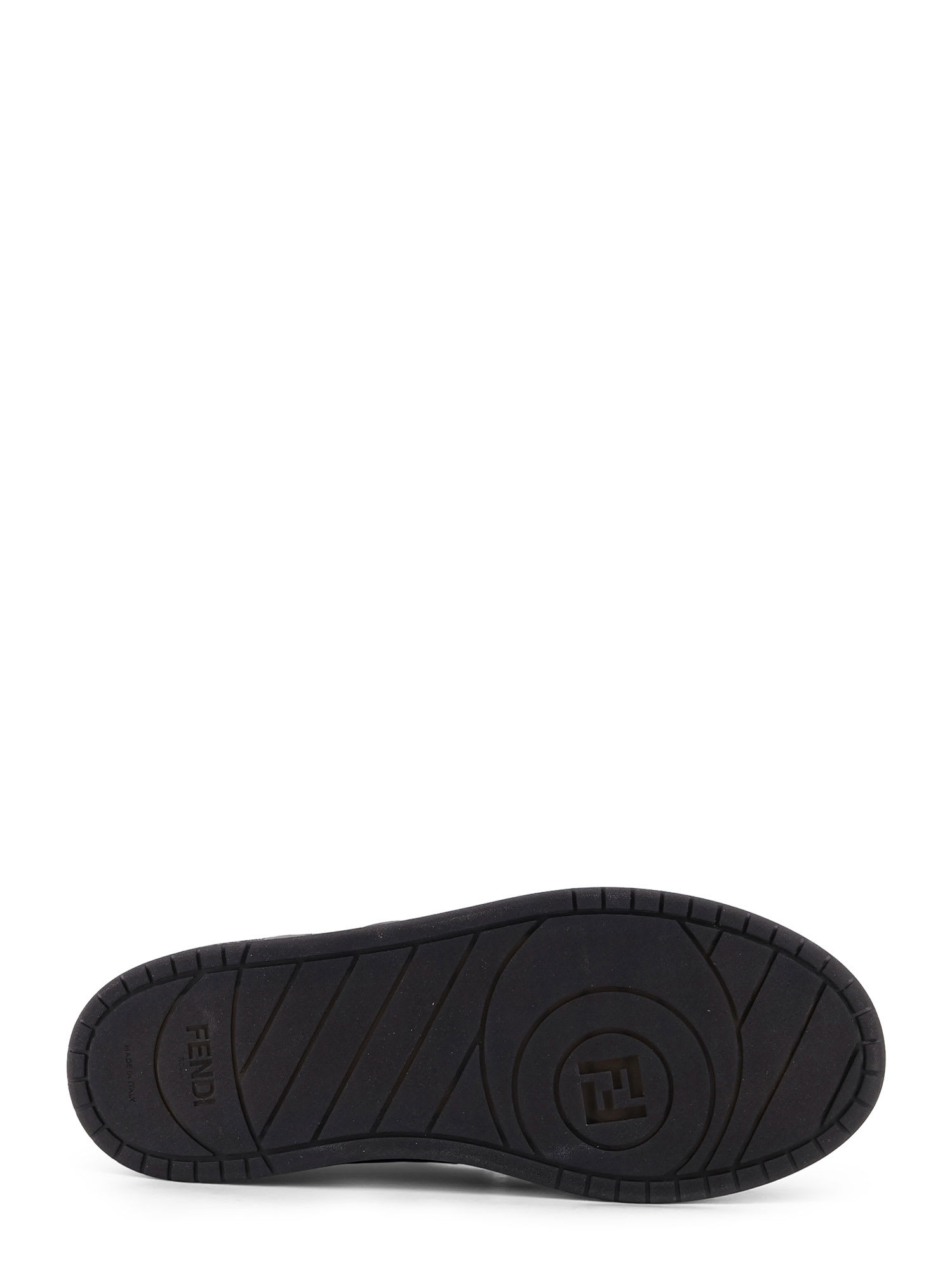 Fendi Low-top Round Toe Rubber Sole Sneakers In Black