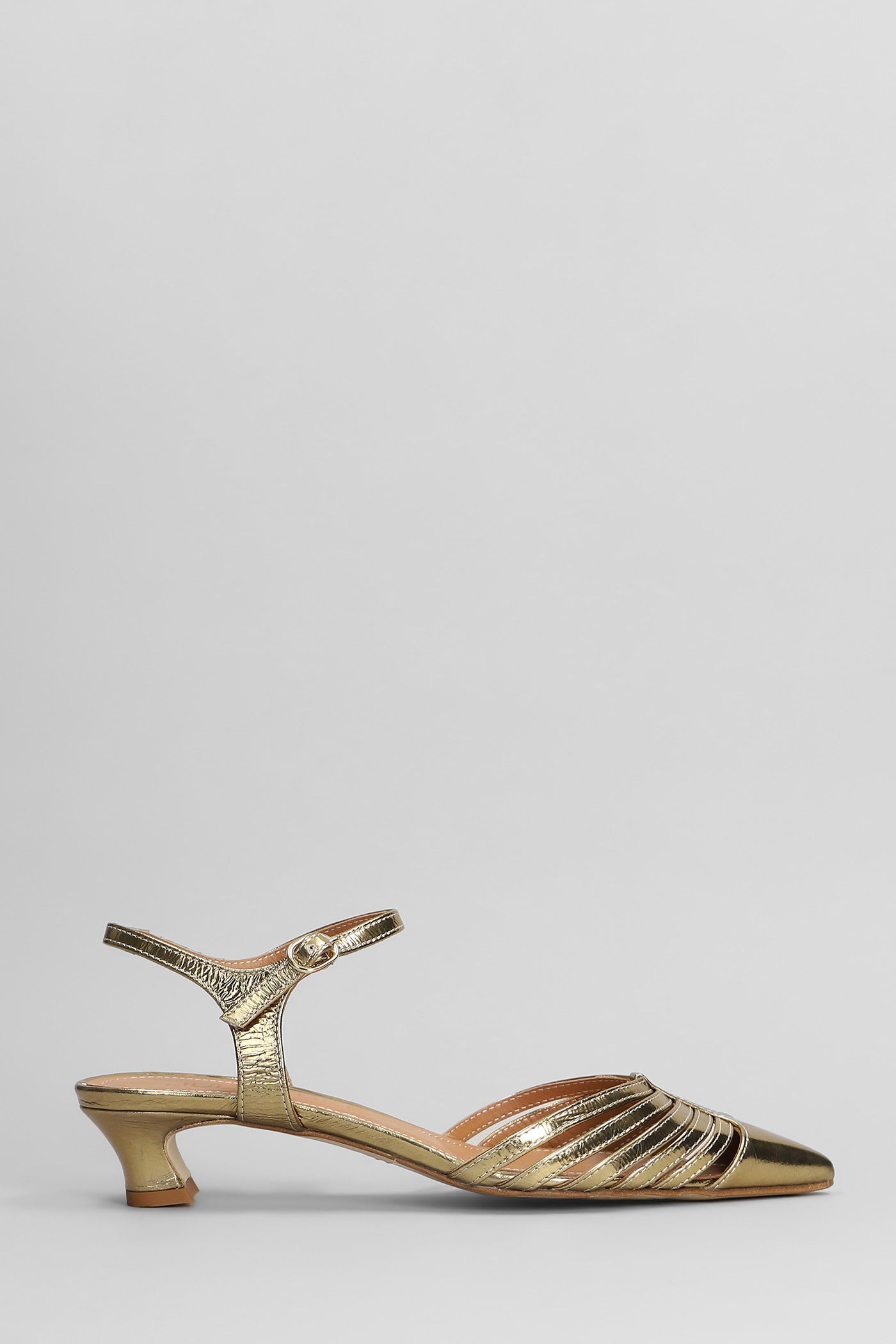 Pumps In Gold Leather