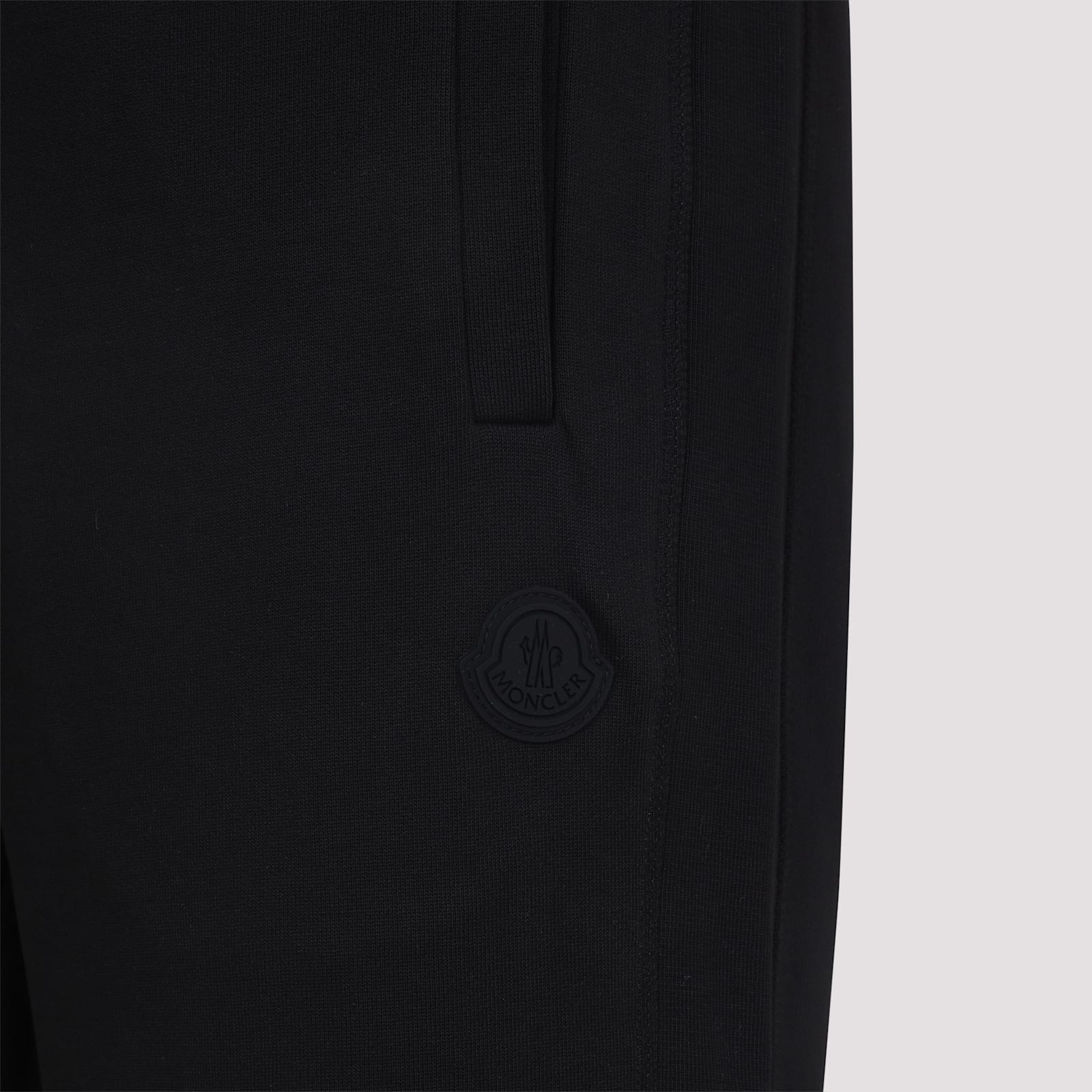 Moncler Comfortable Cotton Trousers In Black