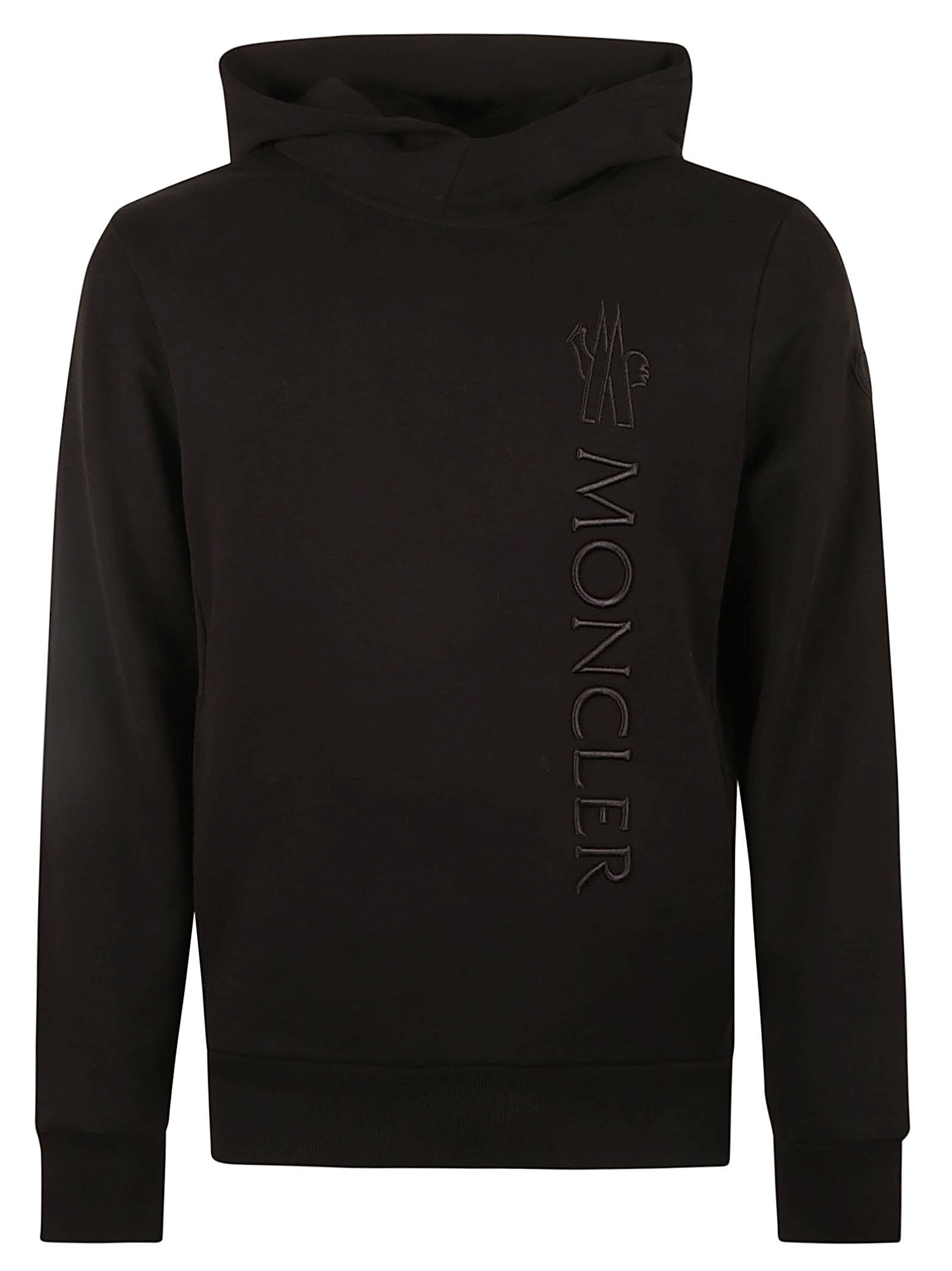 Moncler Logo Embroidered Hooded Sweatshirt In Black