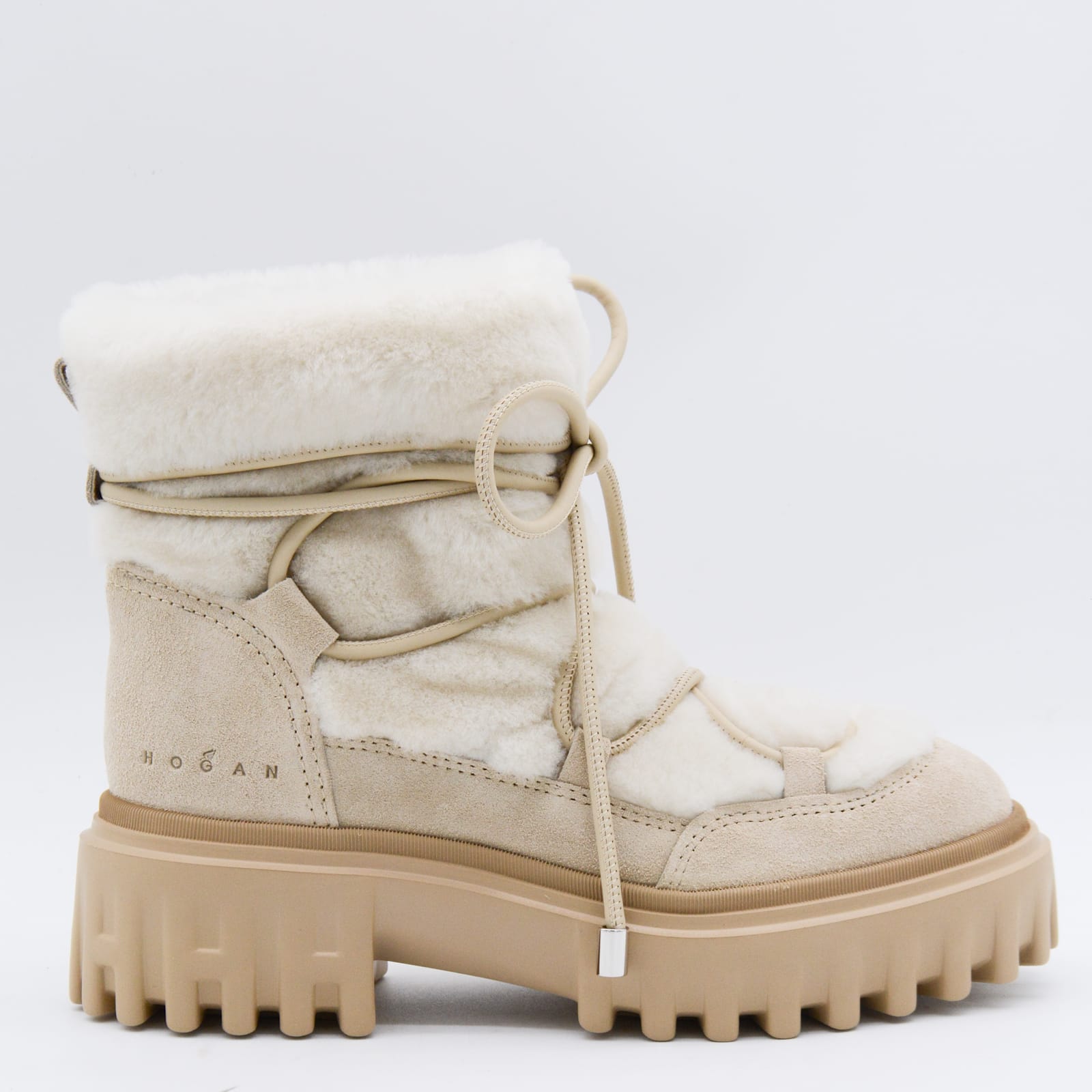 Hogan Cream Boots In Neutral