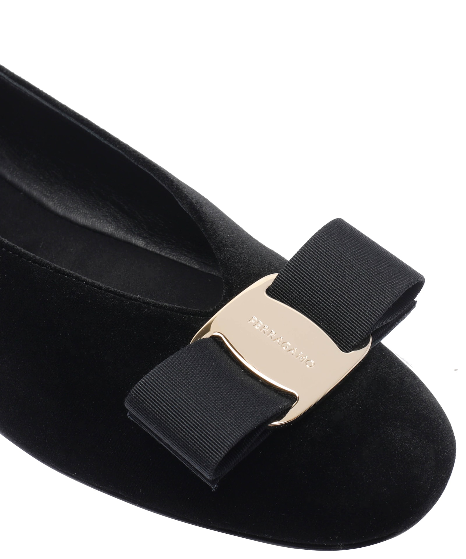 Ferragamo Vanna V Ballerinas In Velvet In Black