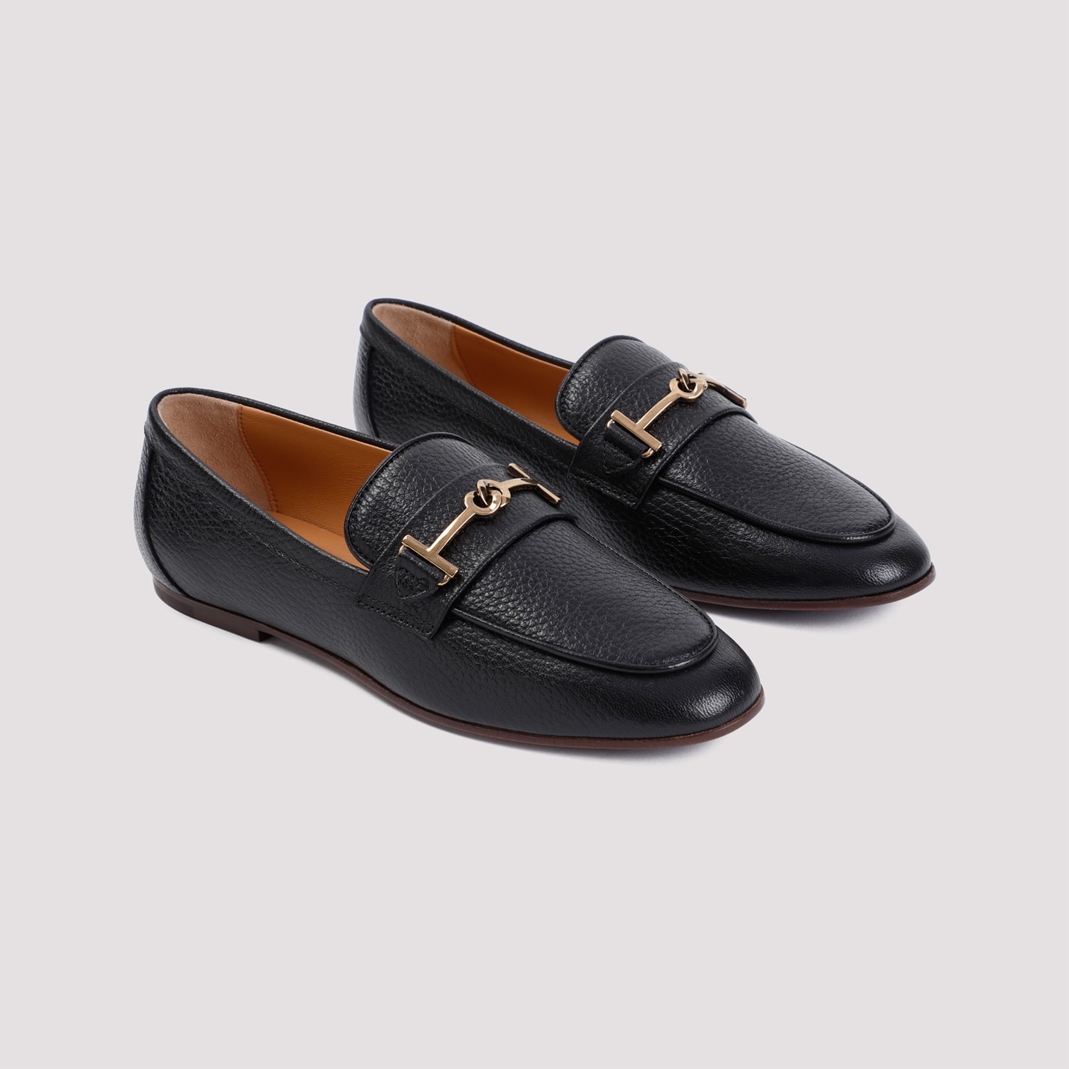 Shop Tod's T Ring Loafers In Nero