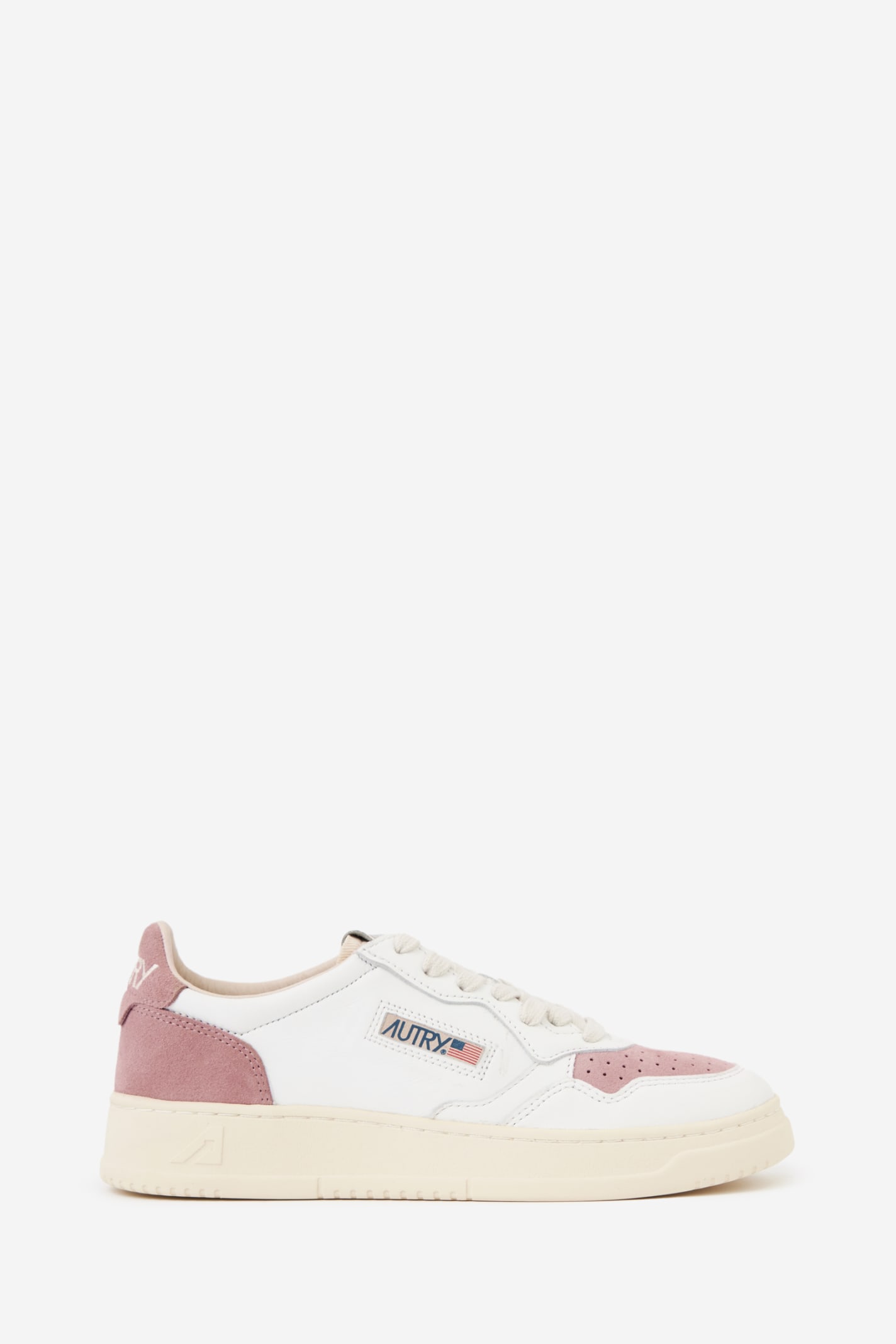 Shop Autry 01 Low Sneakers In White