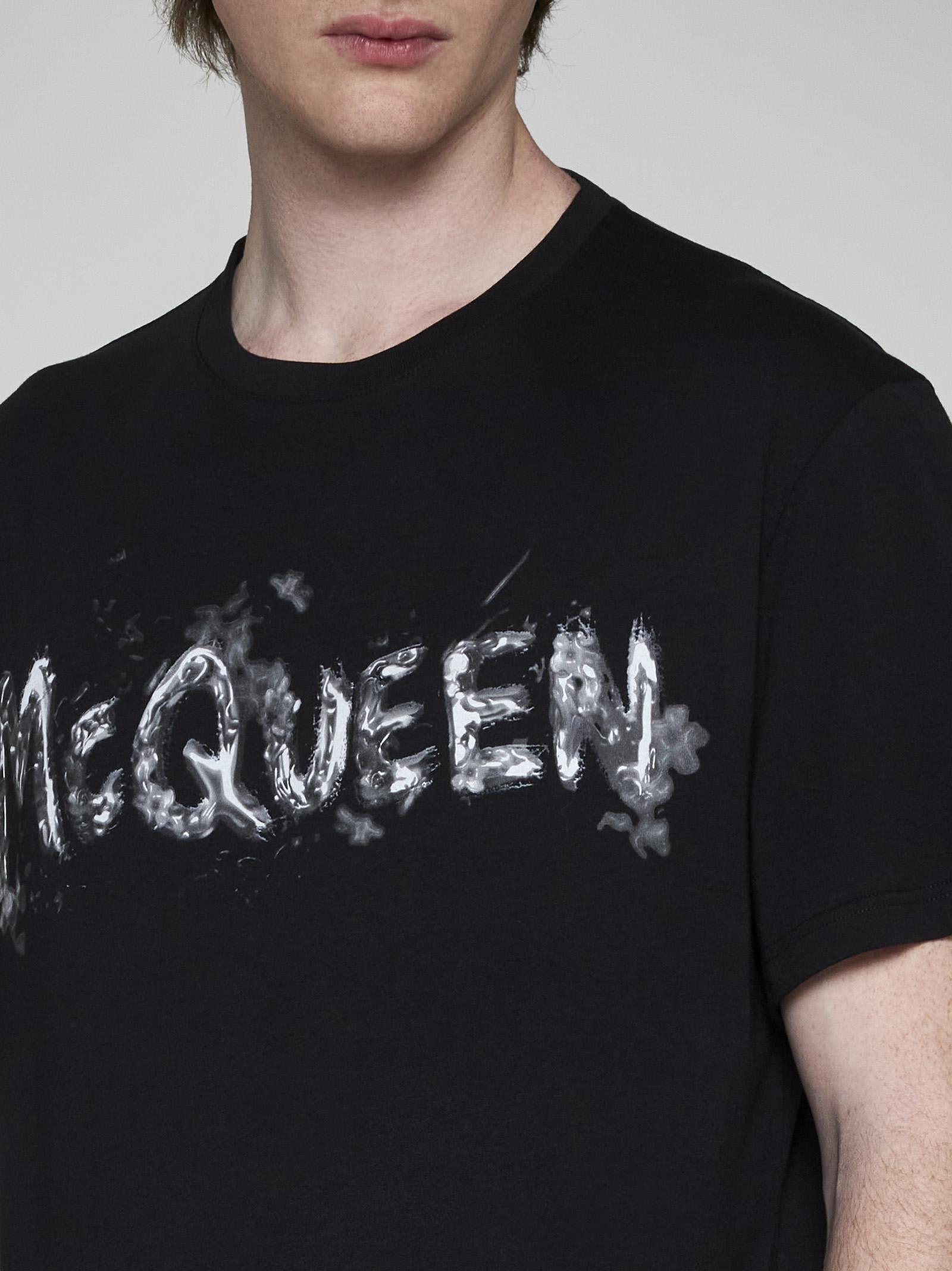 Shop Alexander Mcqueen Logo Cotton T-shirt In Nero E Grigio