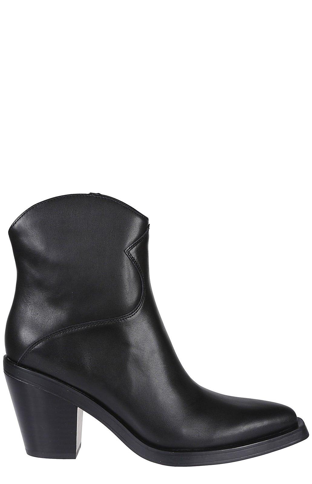 Judy Pointed-toe Zipped Boots