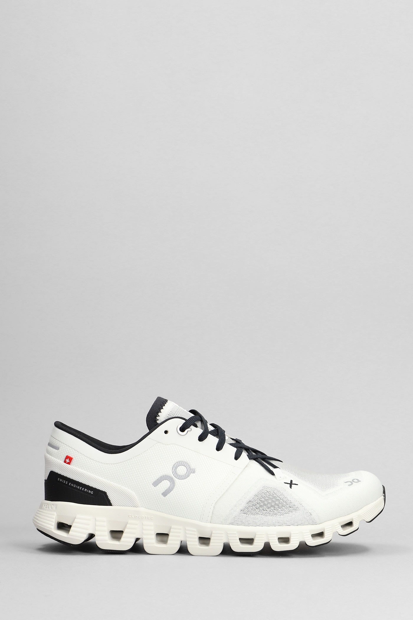 On Cloud X 3 Sneakers In White Polyester