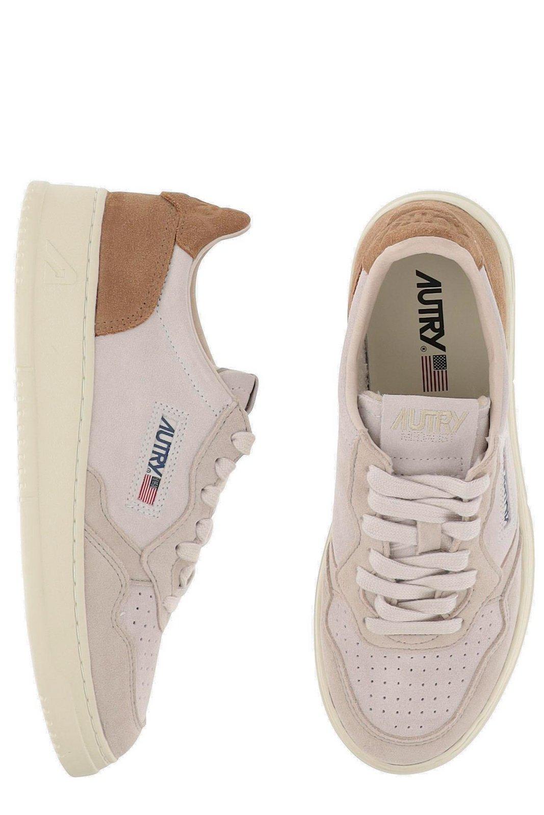 Autry Medalist Low Tric Suede Snd Cigar Sneakers In Neutrals