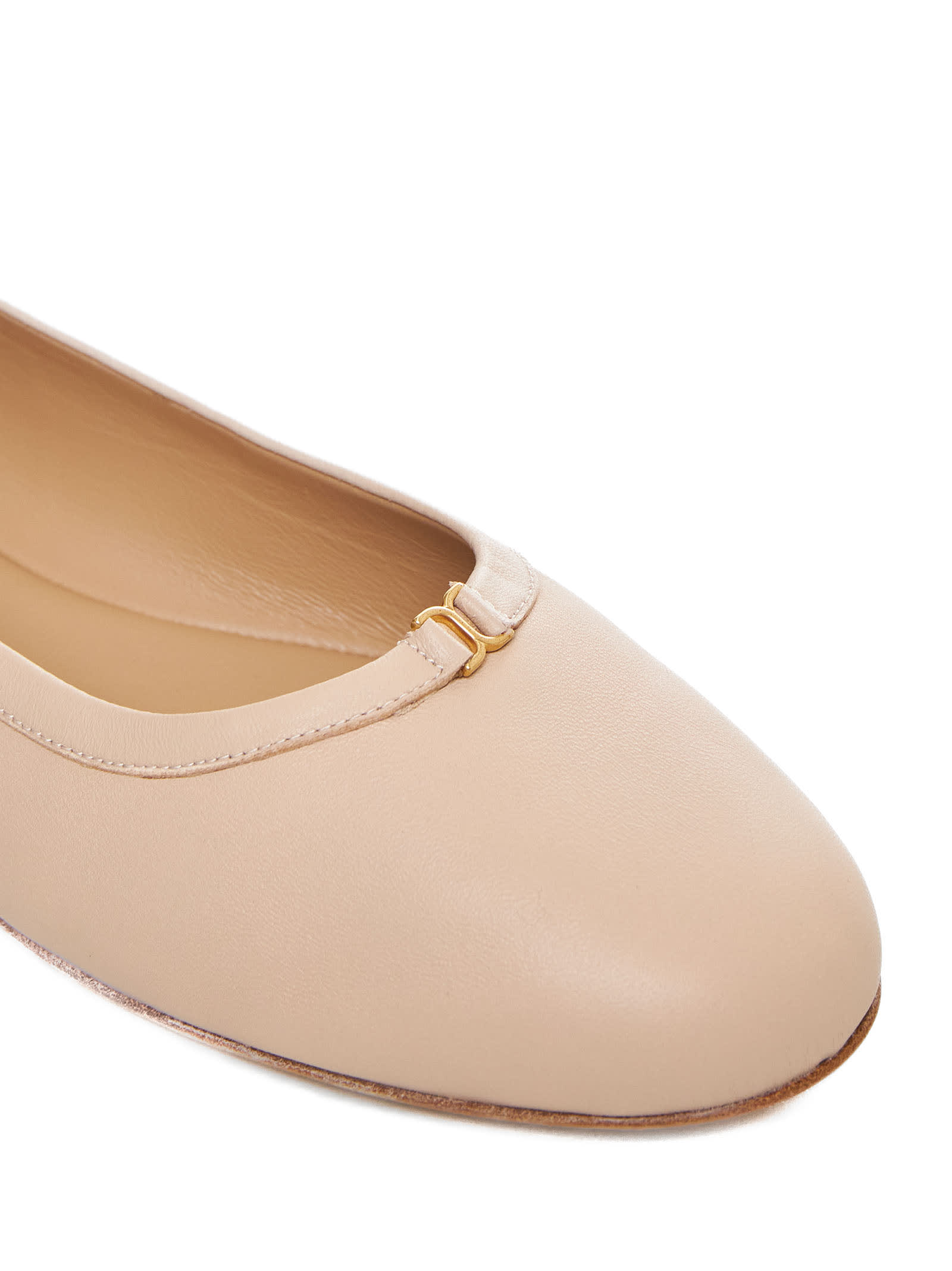 Shop Chloé Flat Shoes In Delicate Nude