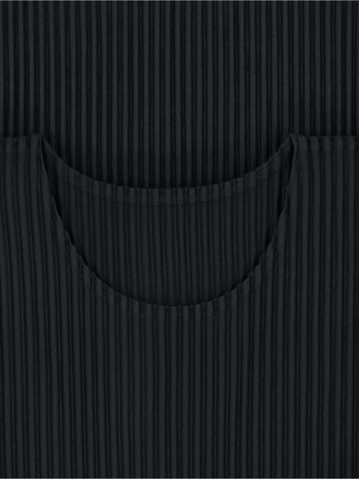Issey Miyake Black Basics T-shirt In Black