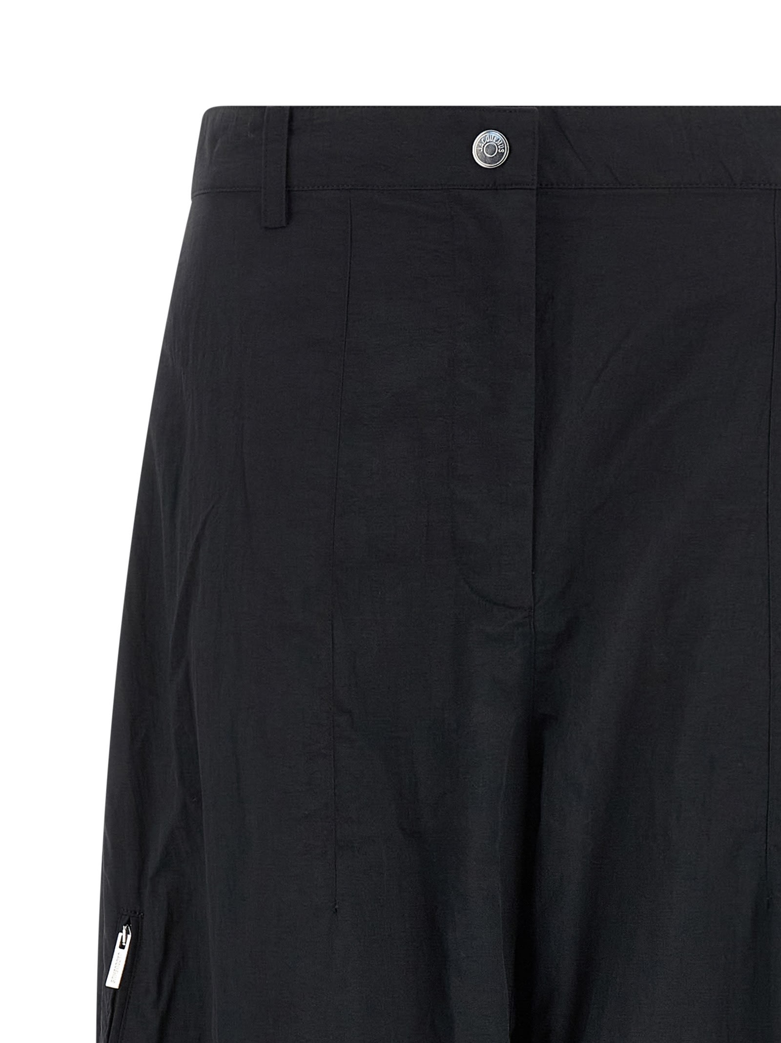 Jacquemus Relaxed Fit Trousers Featuring Side Zippers In Black