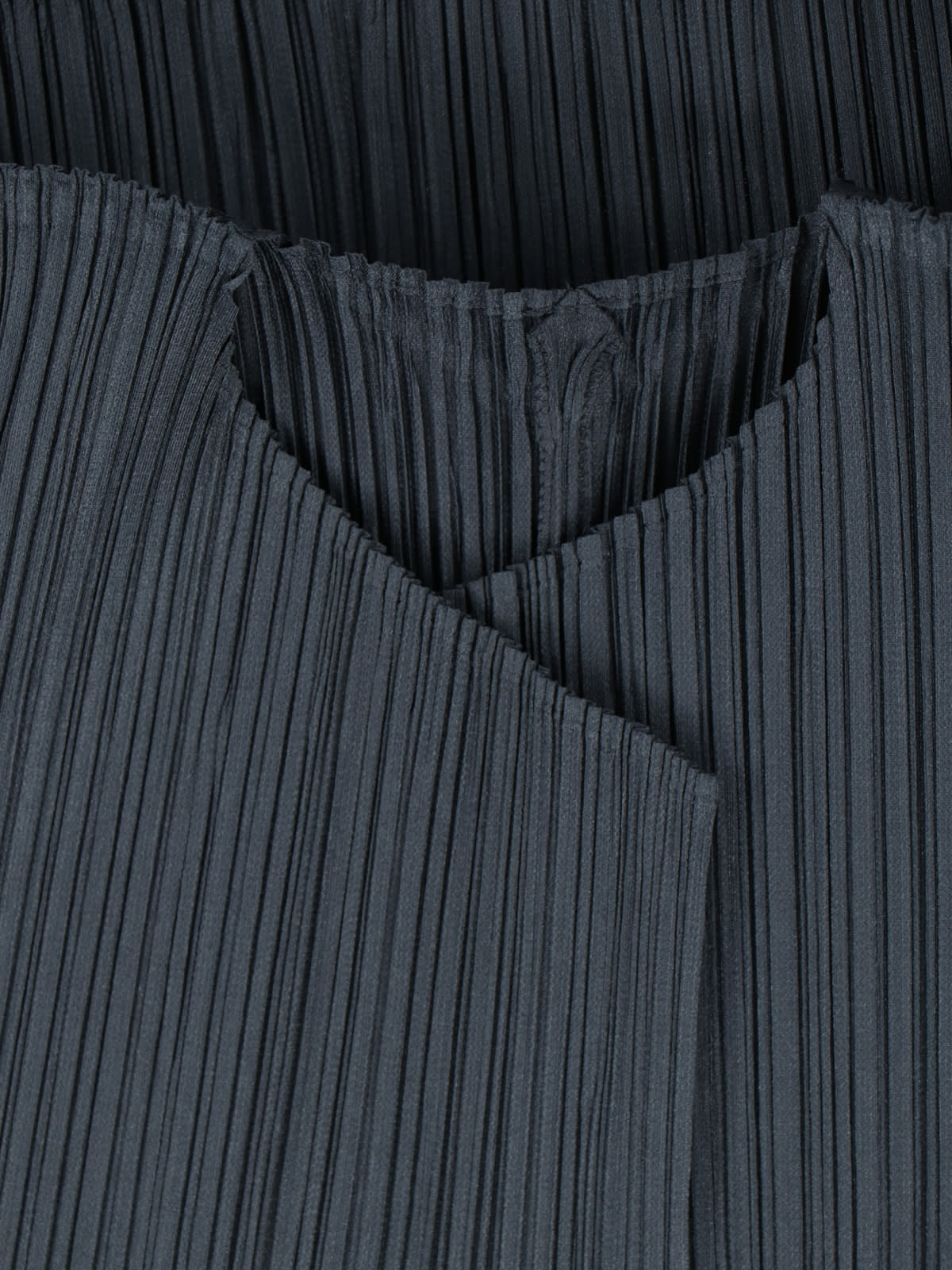 Shop Issey Miyake Open Pleated Cardigan In Charcoal