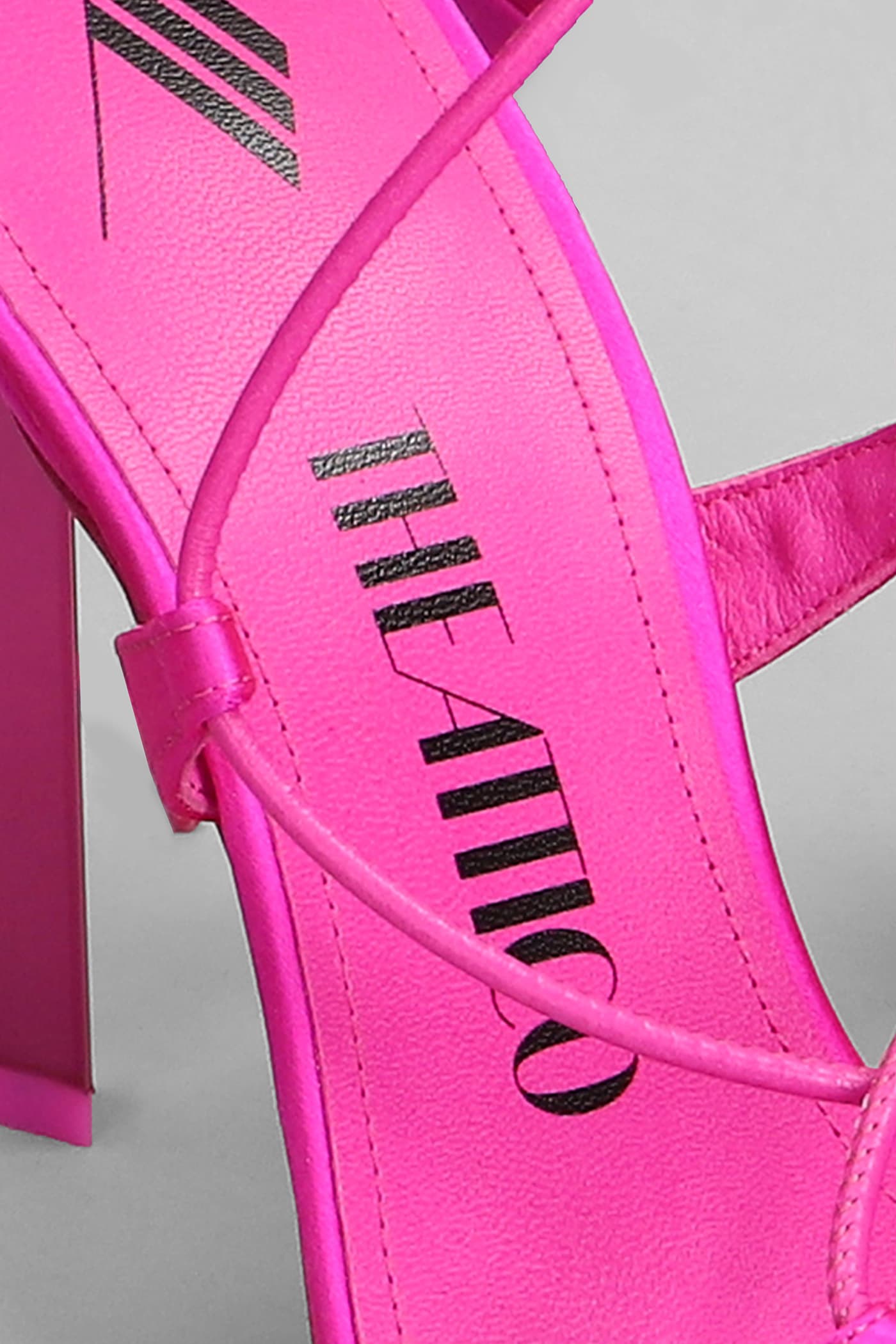 Attico Adele Lace-up Pumps In Fuchsia