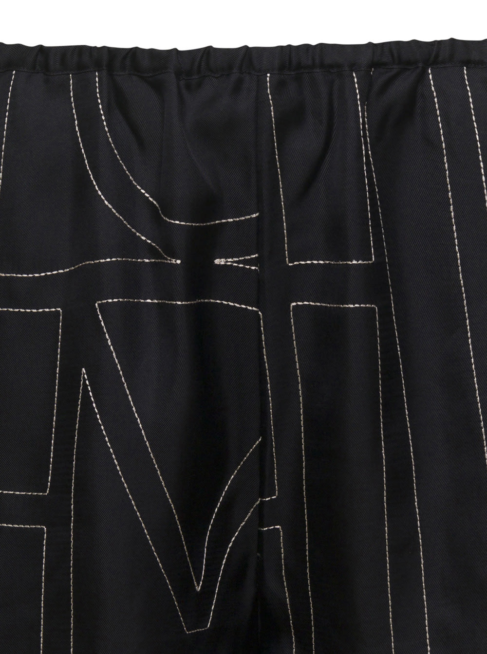 Shop Totême Black Shorts With Geometric Logo Print In Silk Woman