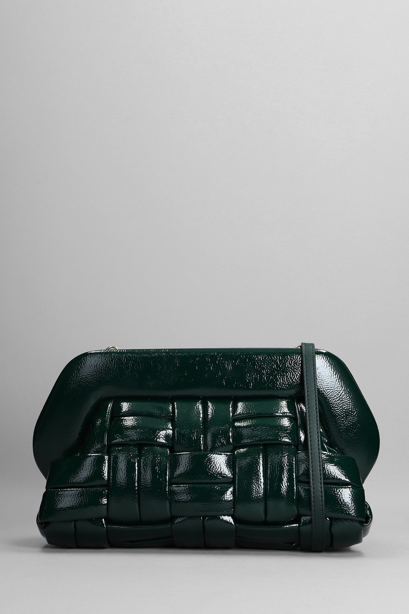 THEMOIRè Bios Weaved Clutch In Green Patent Leather
