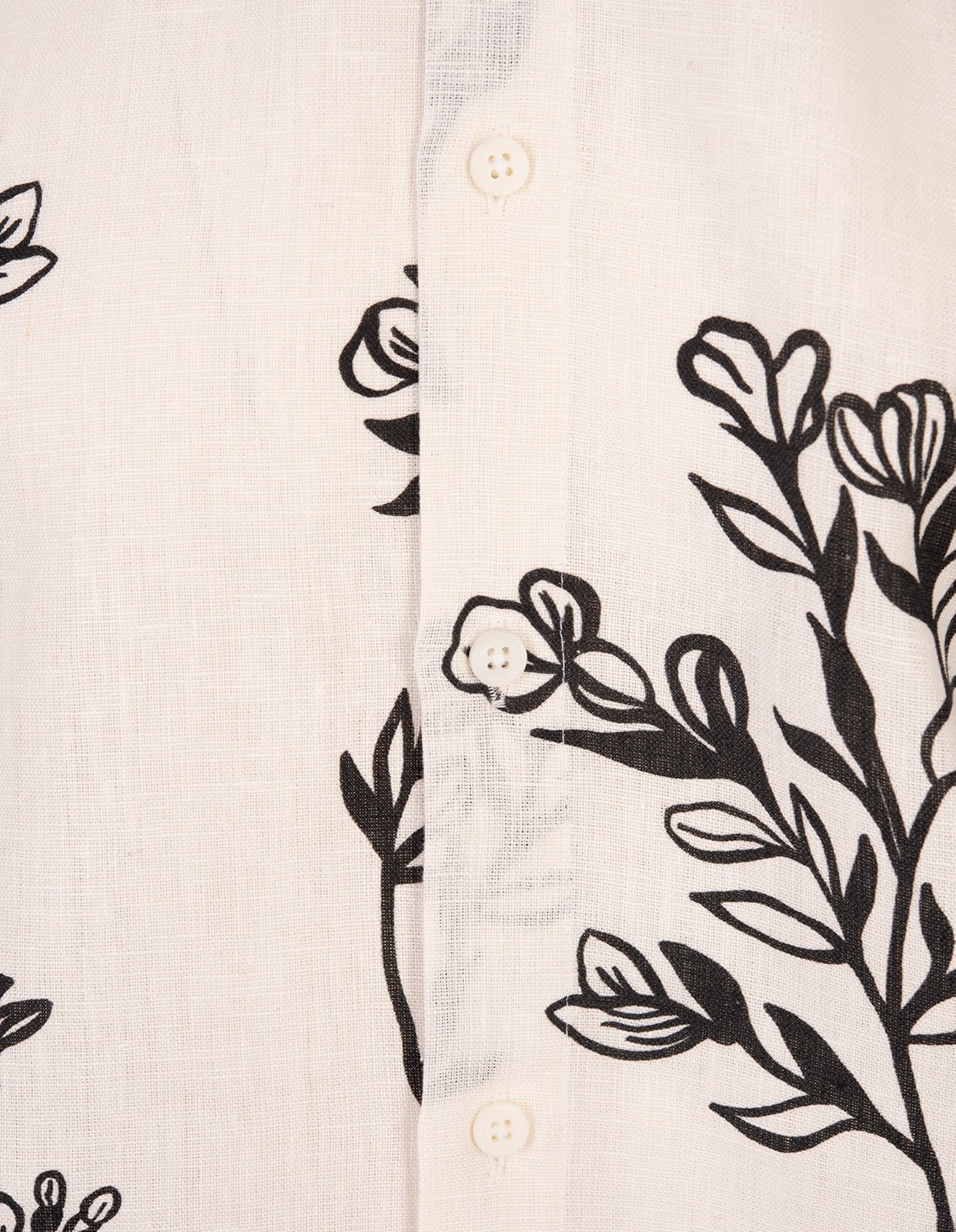 Shop Jacquemus La Chemise Simon Flower Printed Shirt In White/black