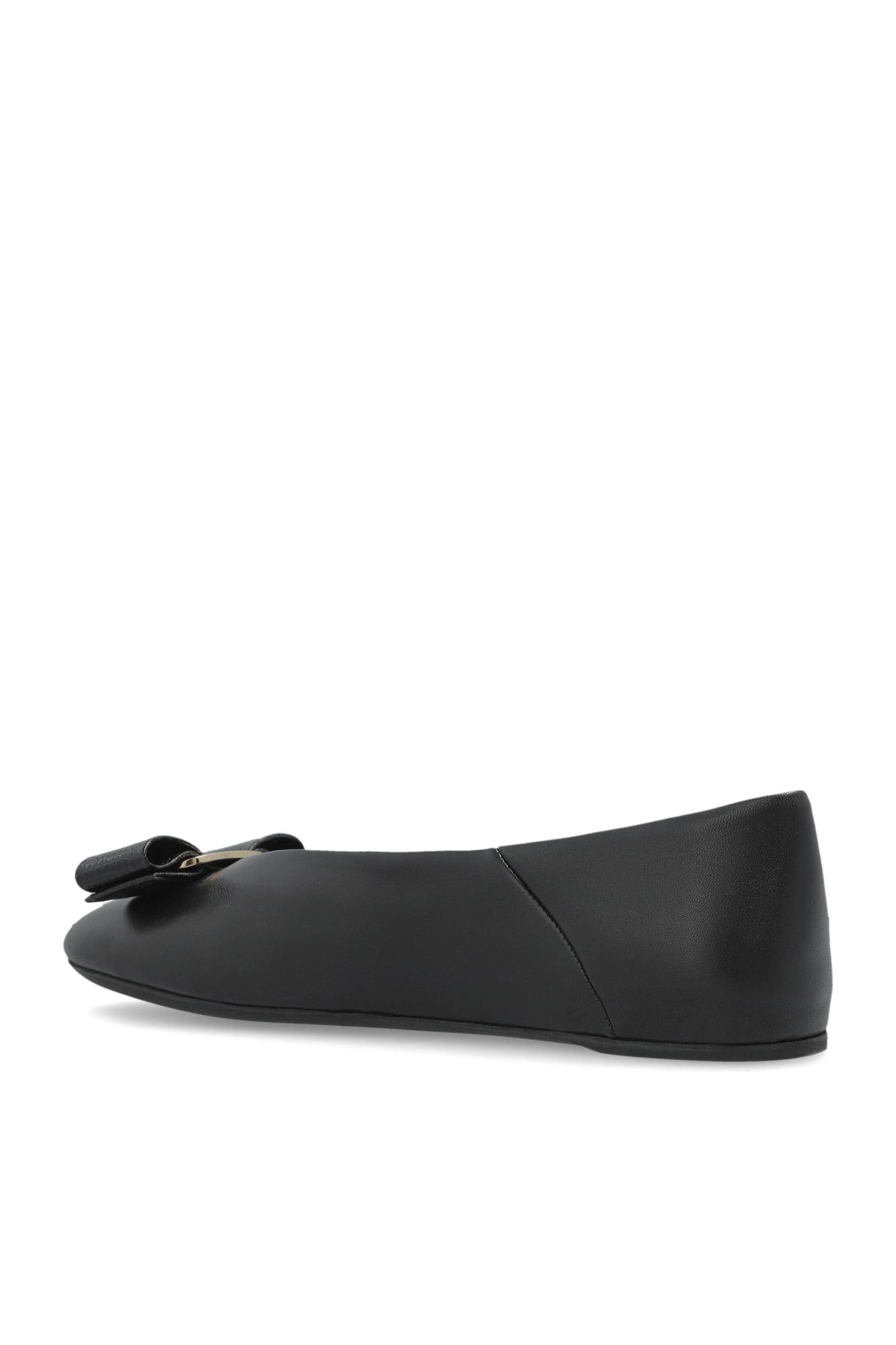 Ferragamo Ballet Flats Vanna In Black