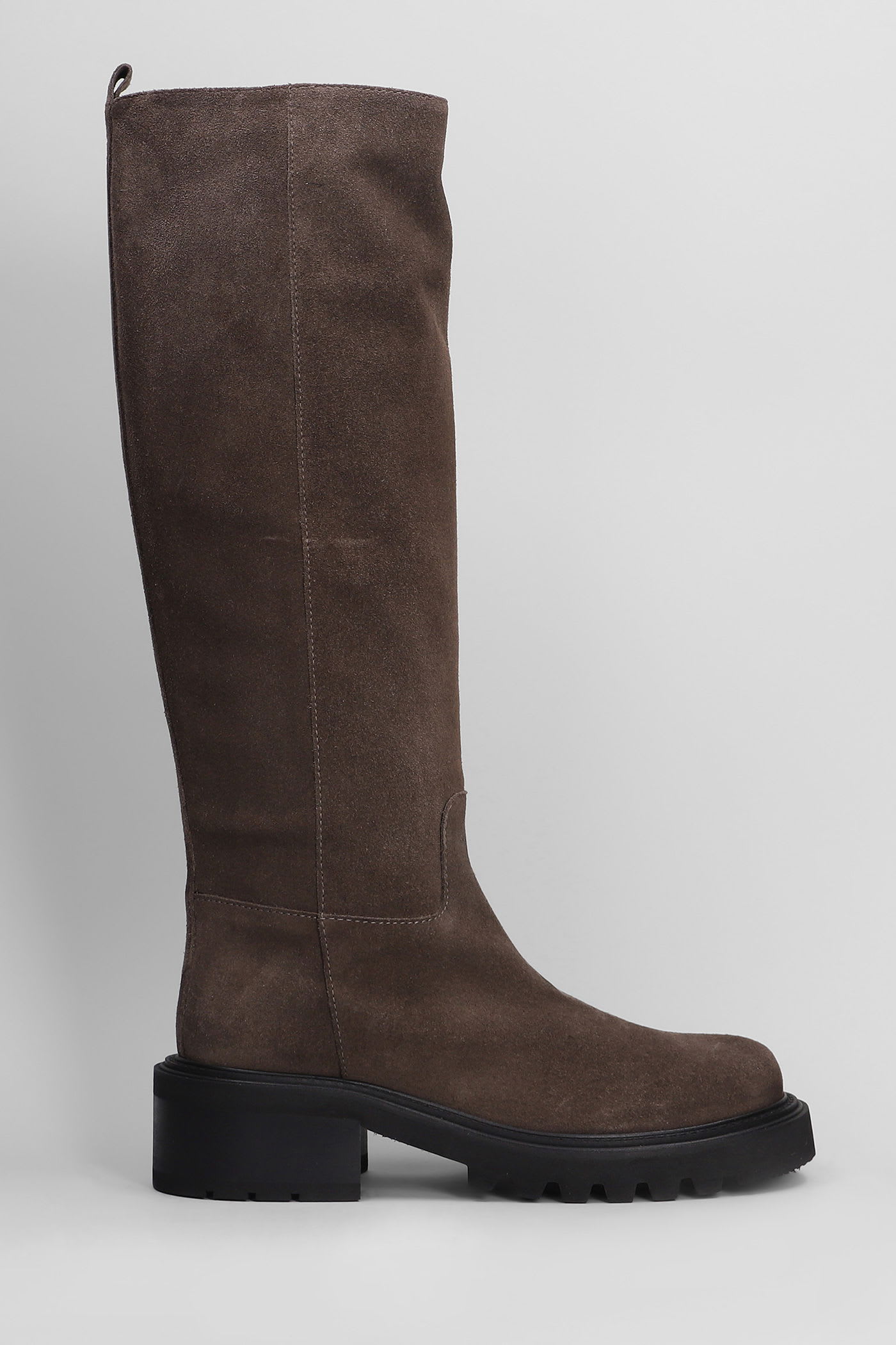Low Heels Boots In Brown Suede