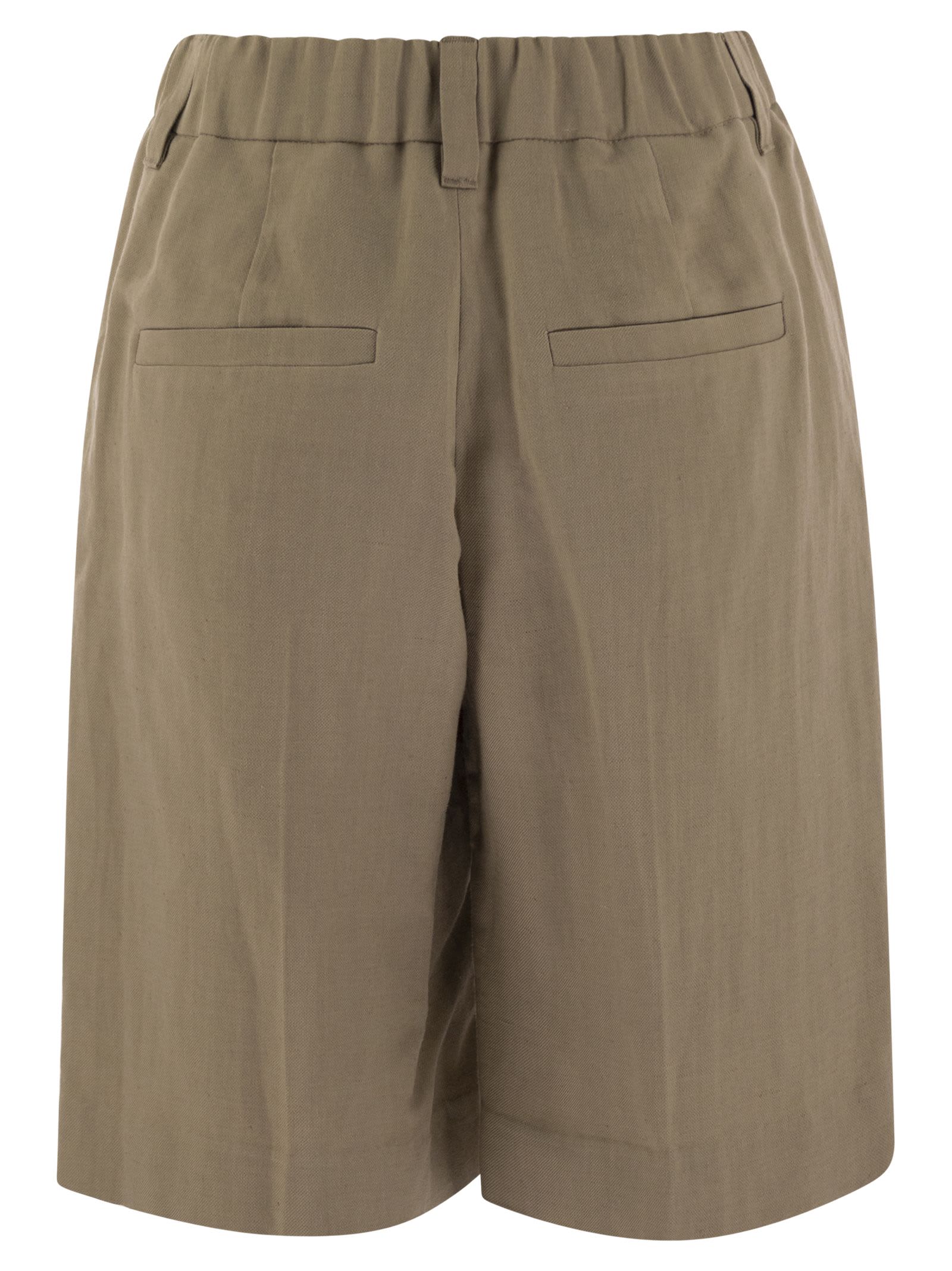 Shop Brunello Cucinelli Gathered Waist Bermuda Shorts In Fluid Viscose Linen Twill In Rope