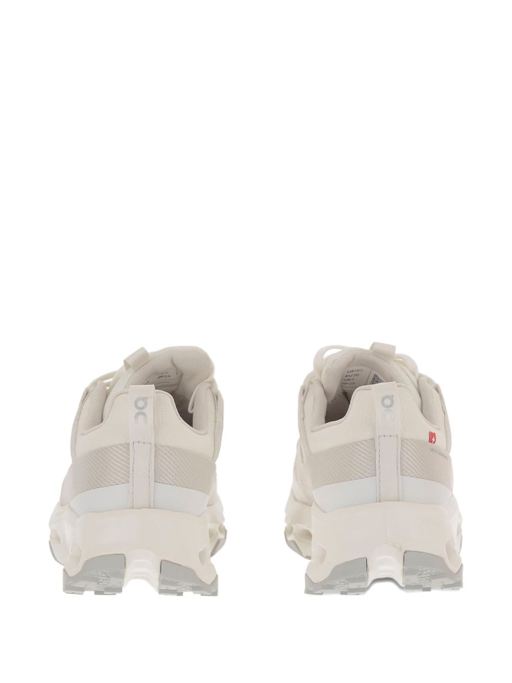 On Horiz Cloud Waterproof Sneakers In White