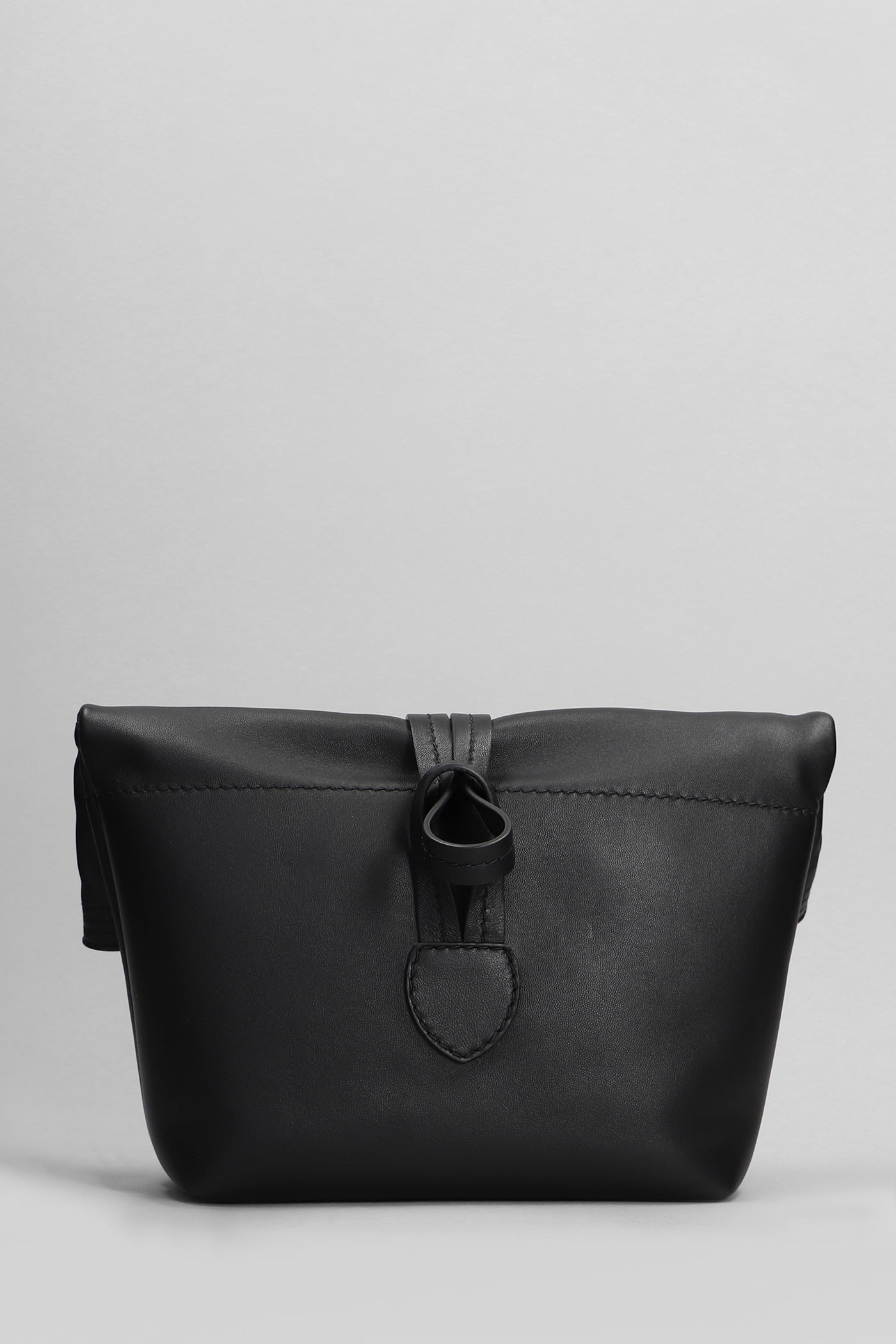 MAISON MARGIELA CLUTCH IN BLACK LEATHER 