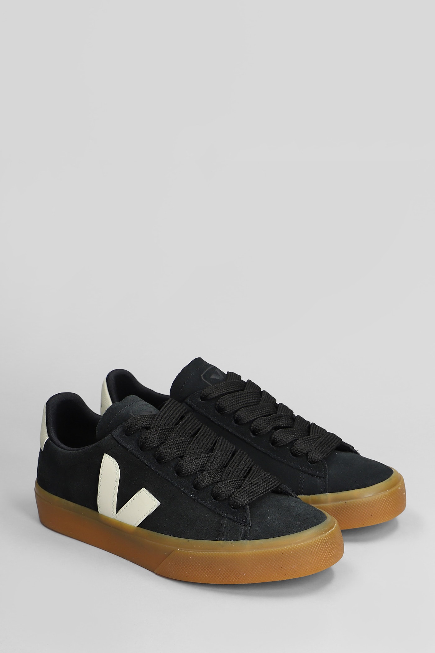 Veja Volley Black Sneaker With Side Logo And Lettering Logo On The Heel In Organic Cotton Unisex In Nero