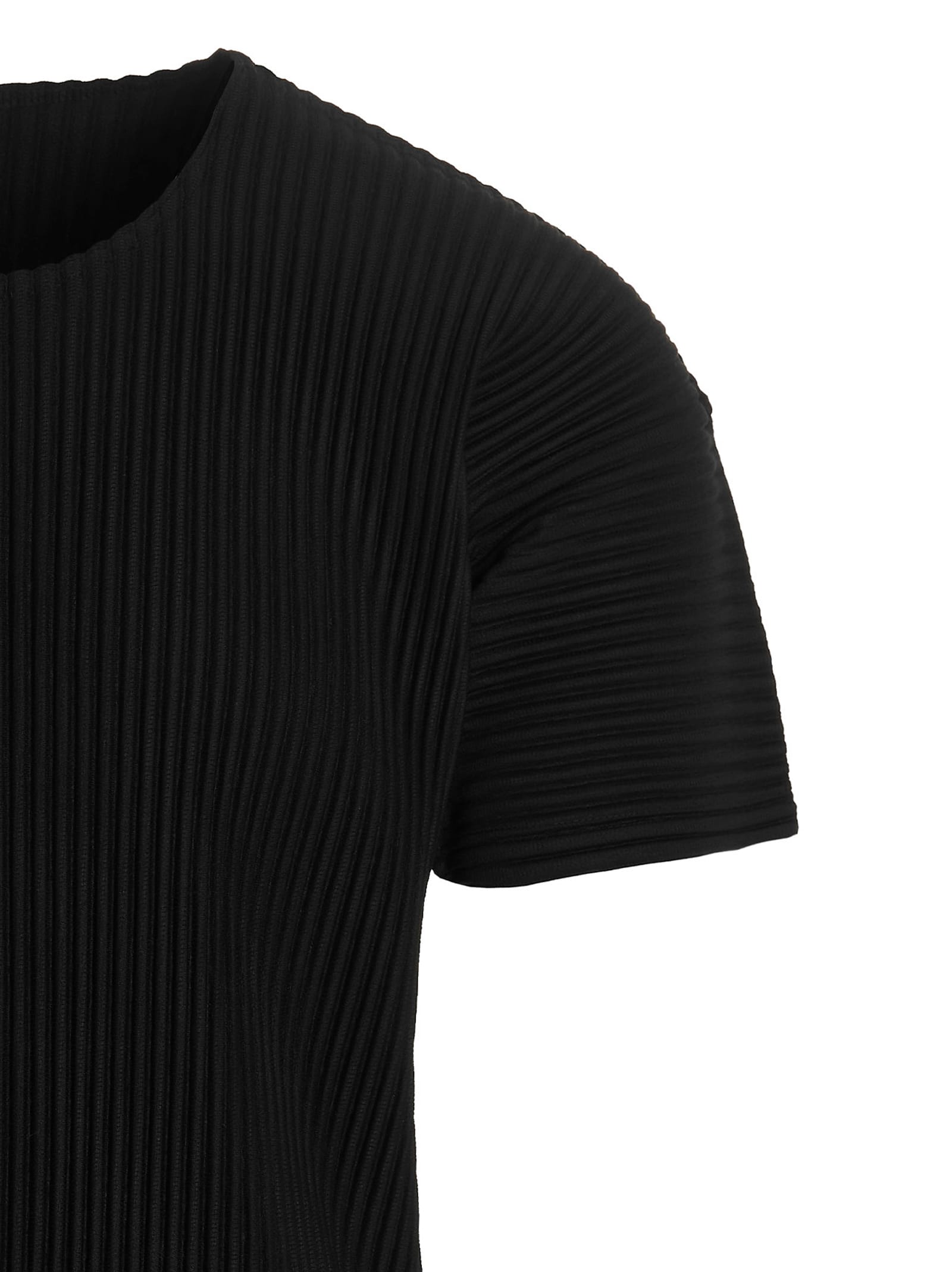 Issey Miyake Textured Pleated T-shirt With Classic Crewneck