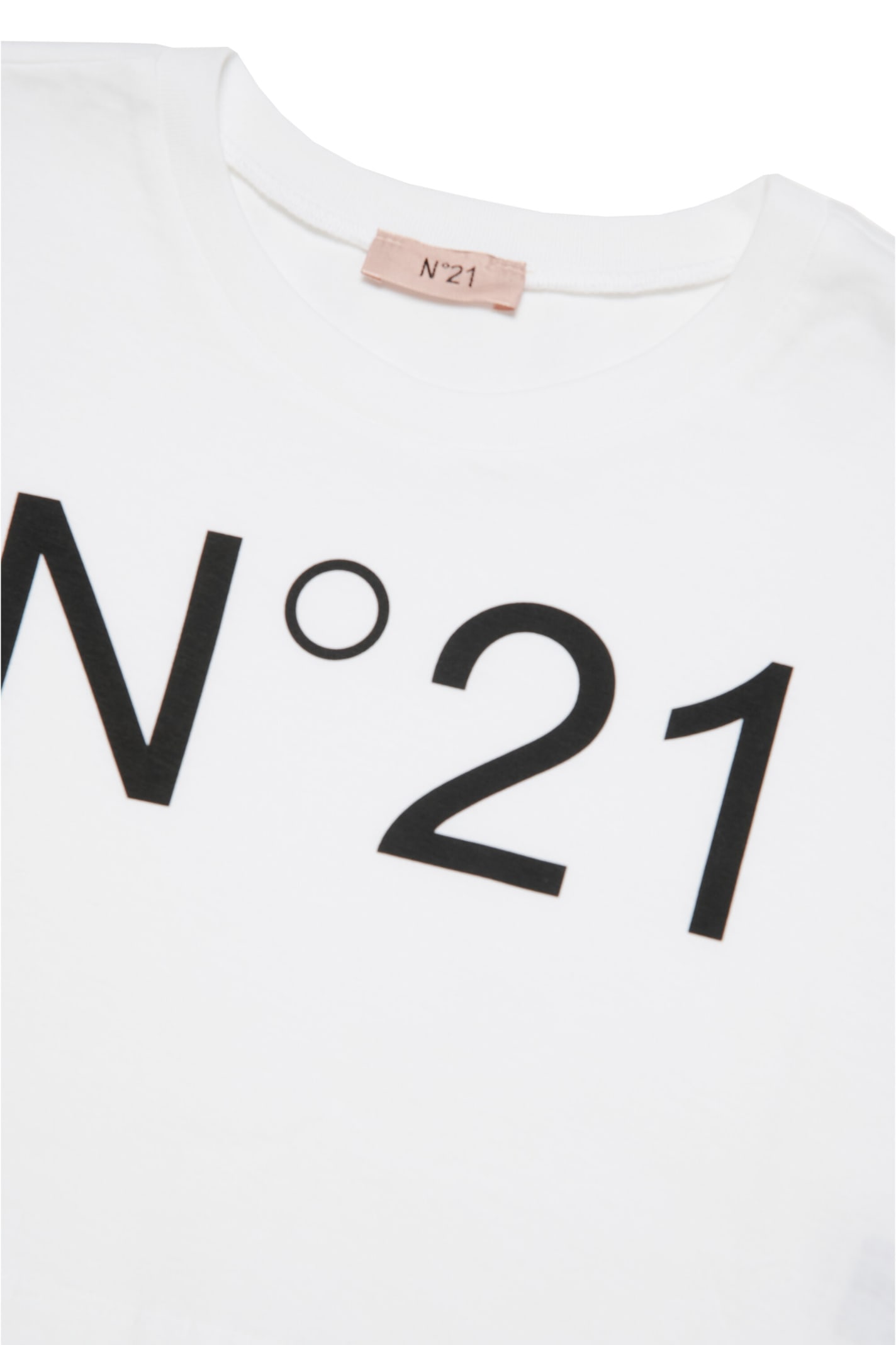 Shop N°21 N21t170f T-shirt N21 Branded Cropped T-shirt In Bianco