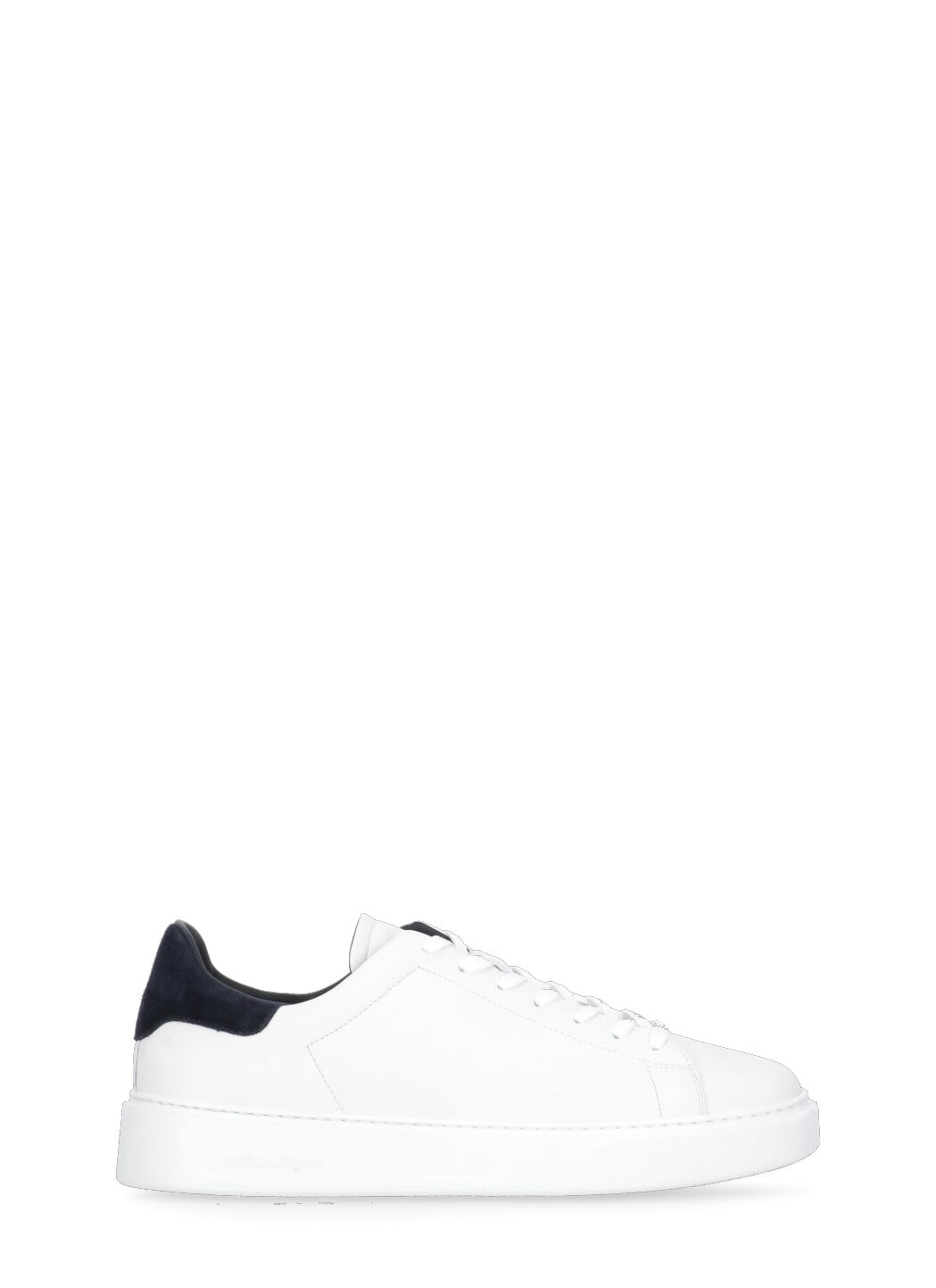 classic Court Sneaker
