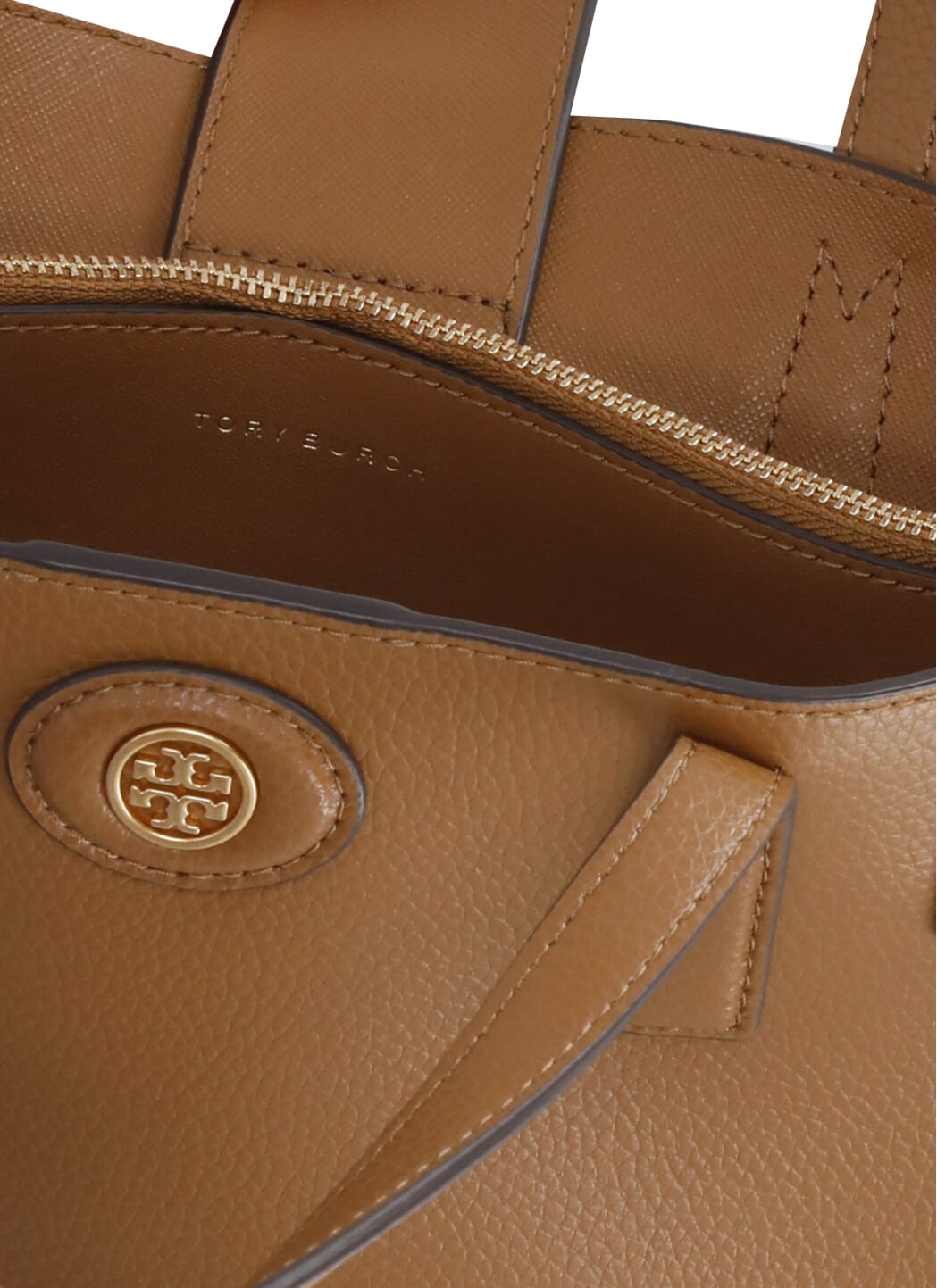 Shop Tory Burch Robinson Bag In Brown