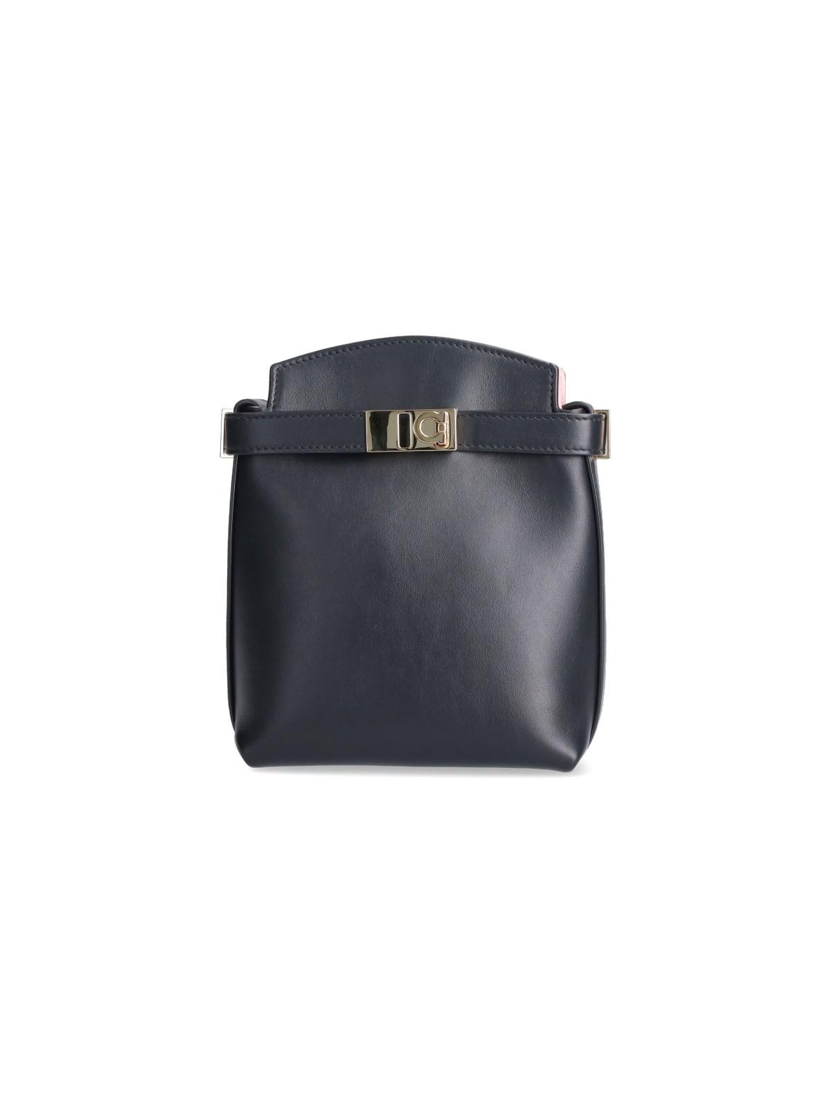 Shop Ferragamo Hug Logo Smartphone Holder In Black