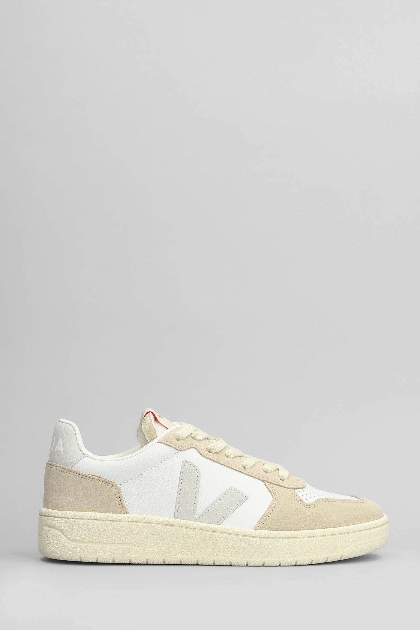 Veja V-82 Sneakers In White Suede And Leather