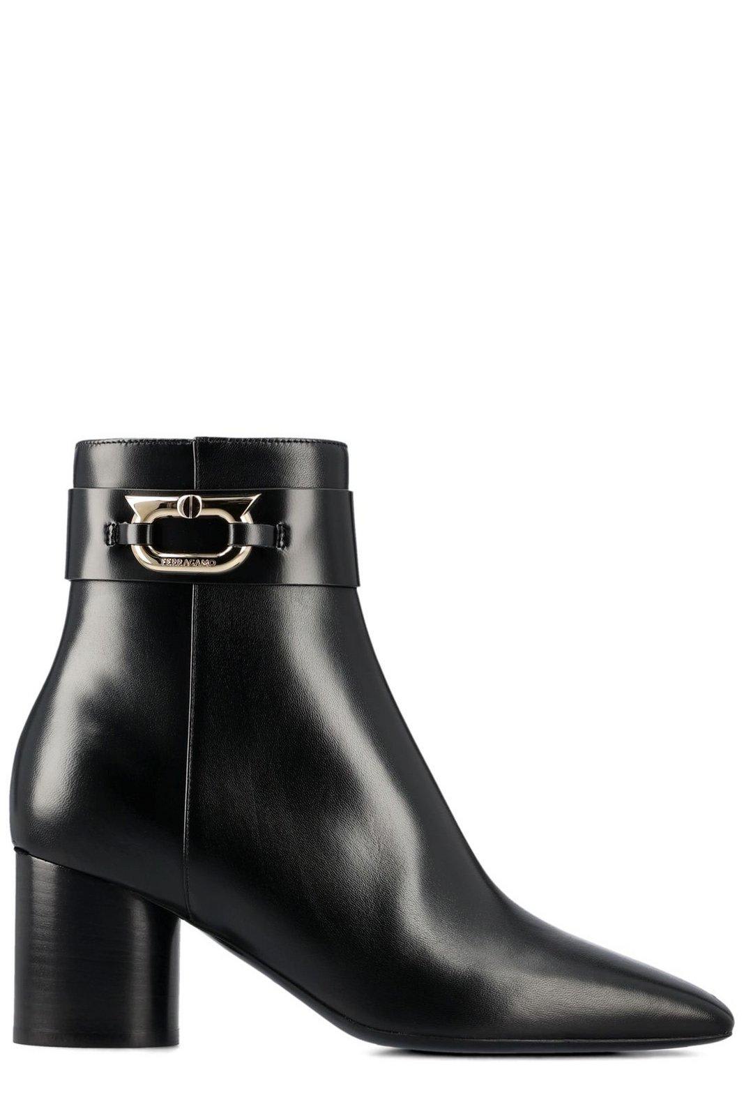 Ferragamo Pointed Toe Buckle Boots In Black