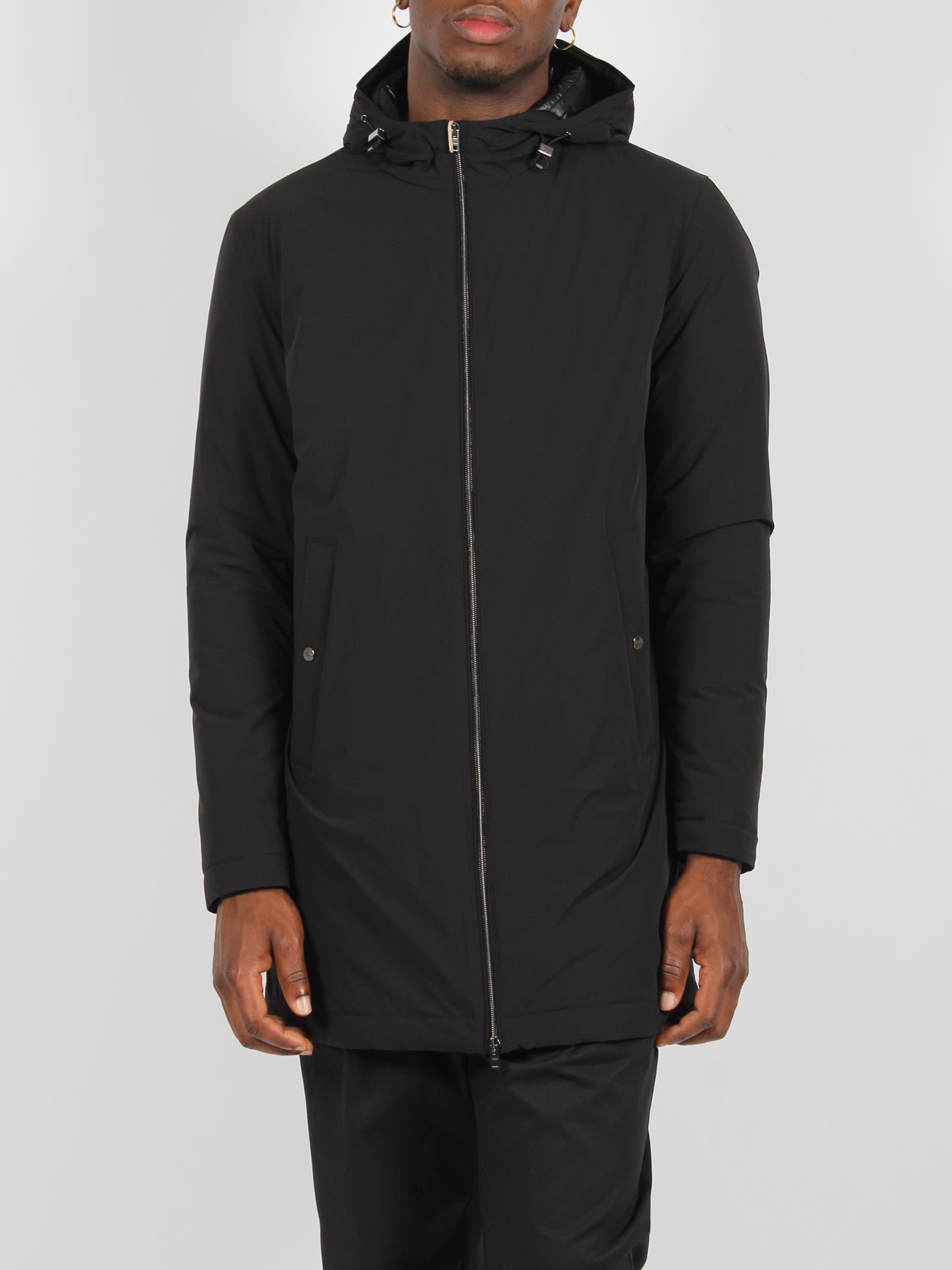 Shop Herno Ponente Resort Parka In Black