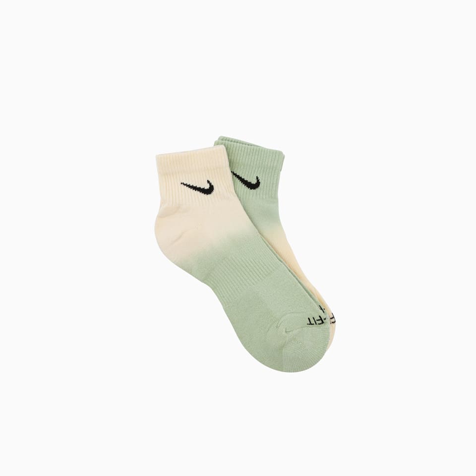 Nike Everyday Plus Socks Dh6304-913 In Green
