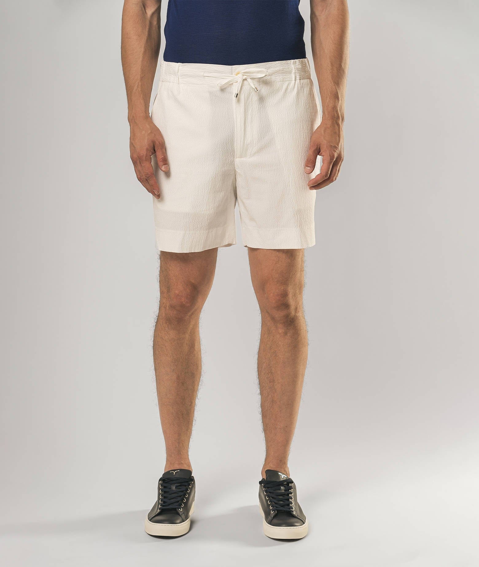 Larusmiani D20 Bermuda Shorts In White