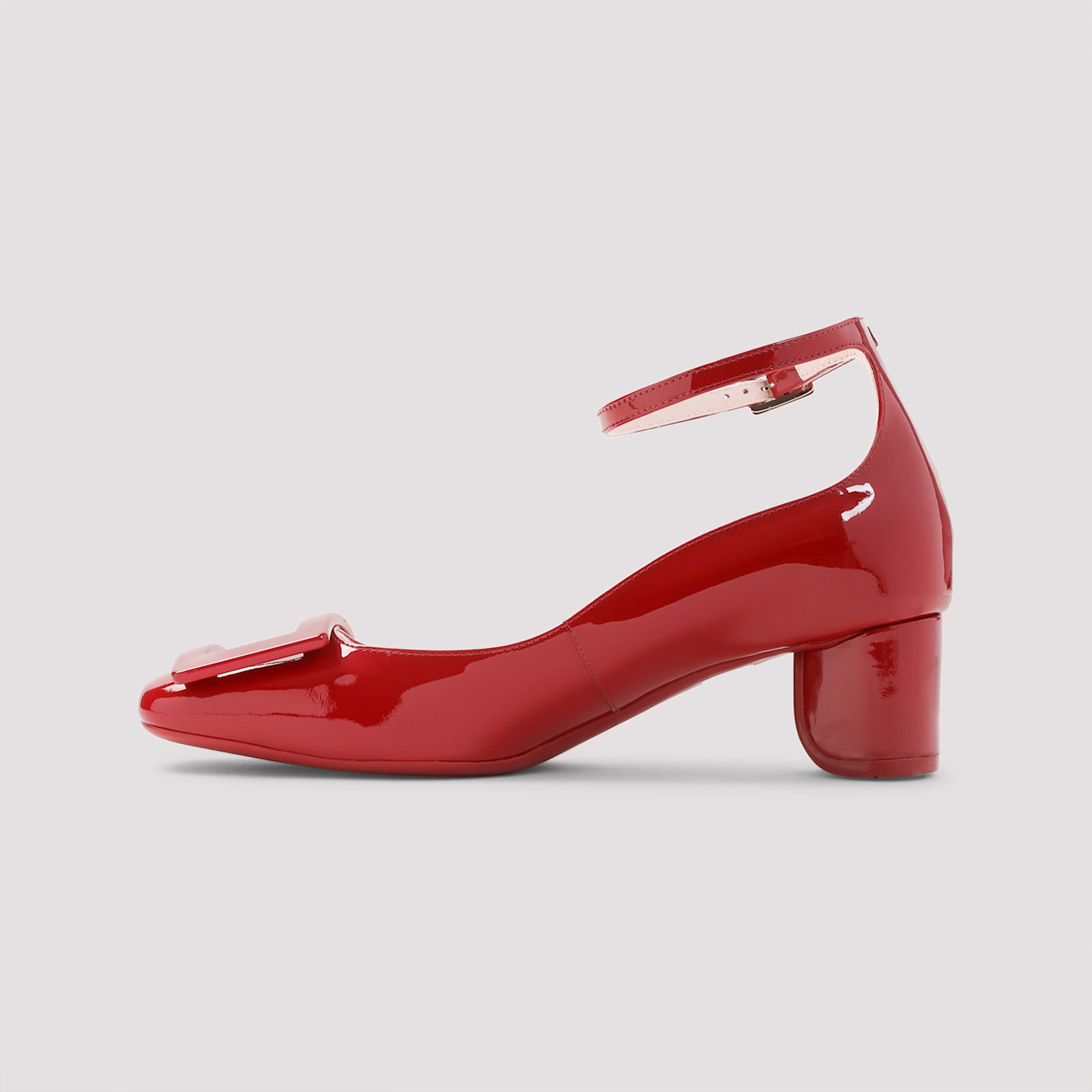Roger Vivier Roundy Lacquered Ankle Strap Dec 45 Pumps