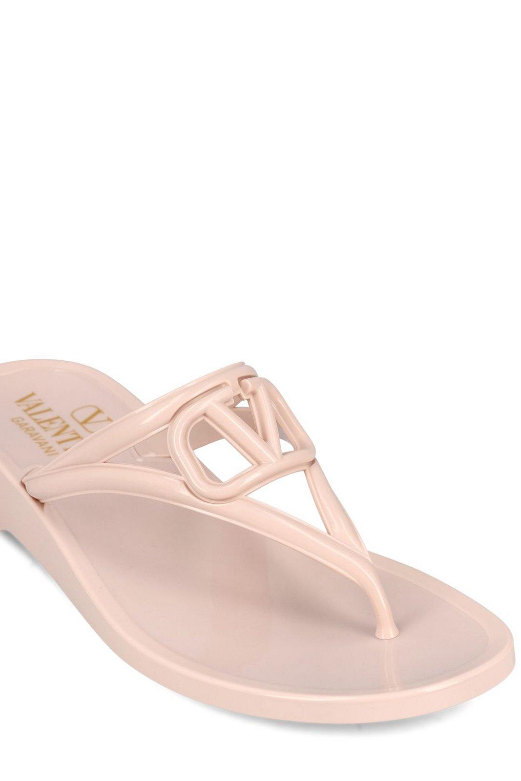 Valentino Garavani Summer Vlogo Signature Thong Sandals In Pink