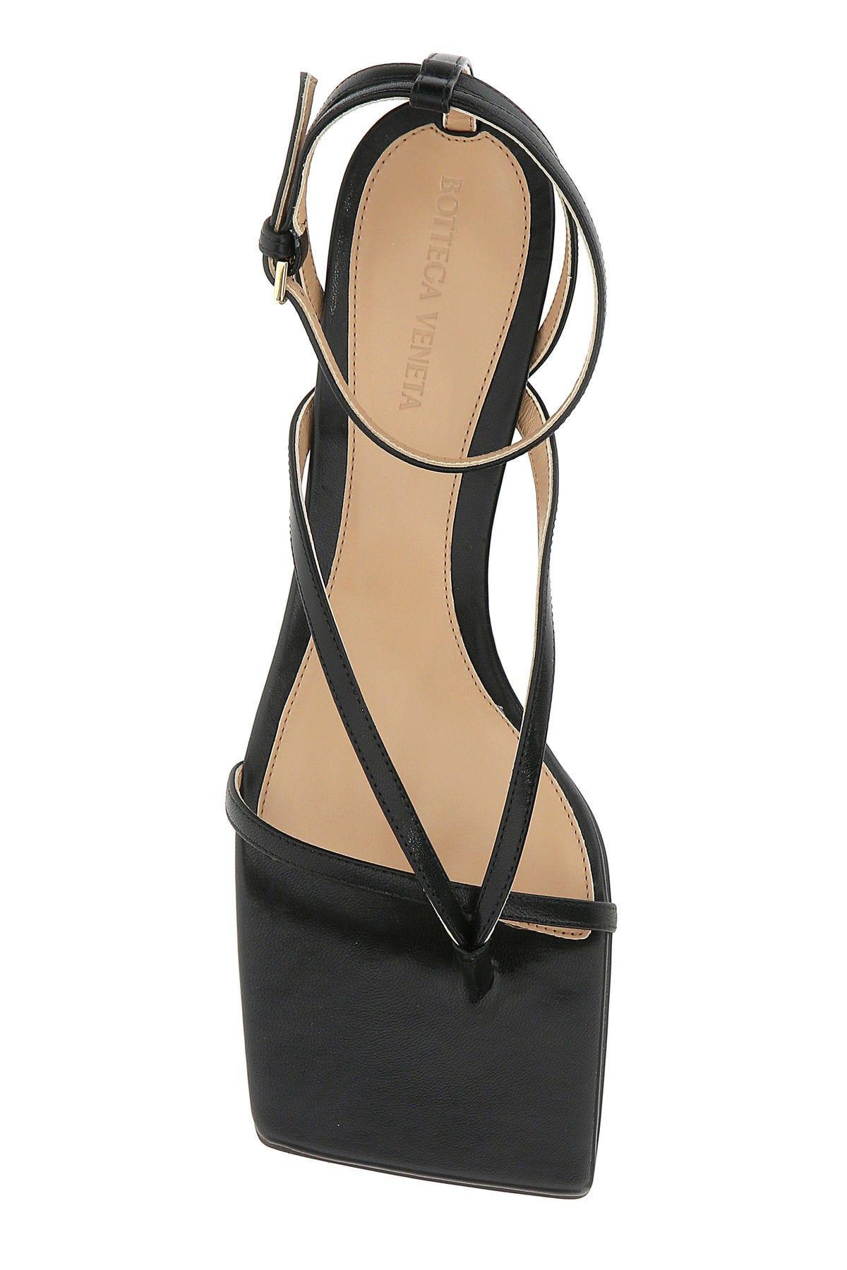 Bottega Veneta Black Leather Stretch Sandals In Nero