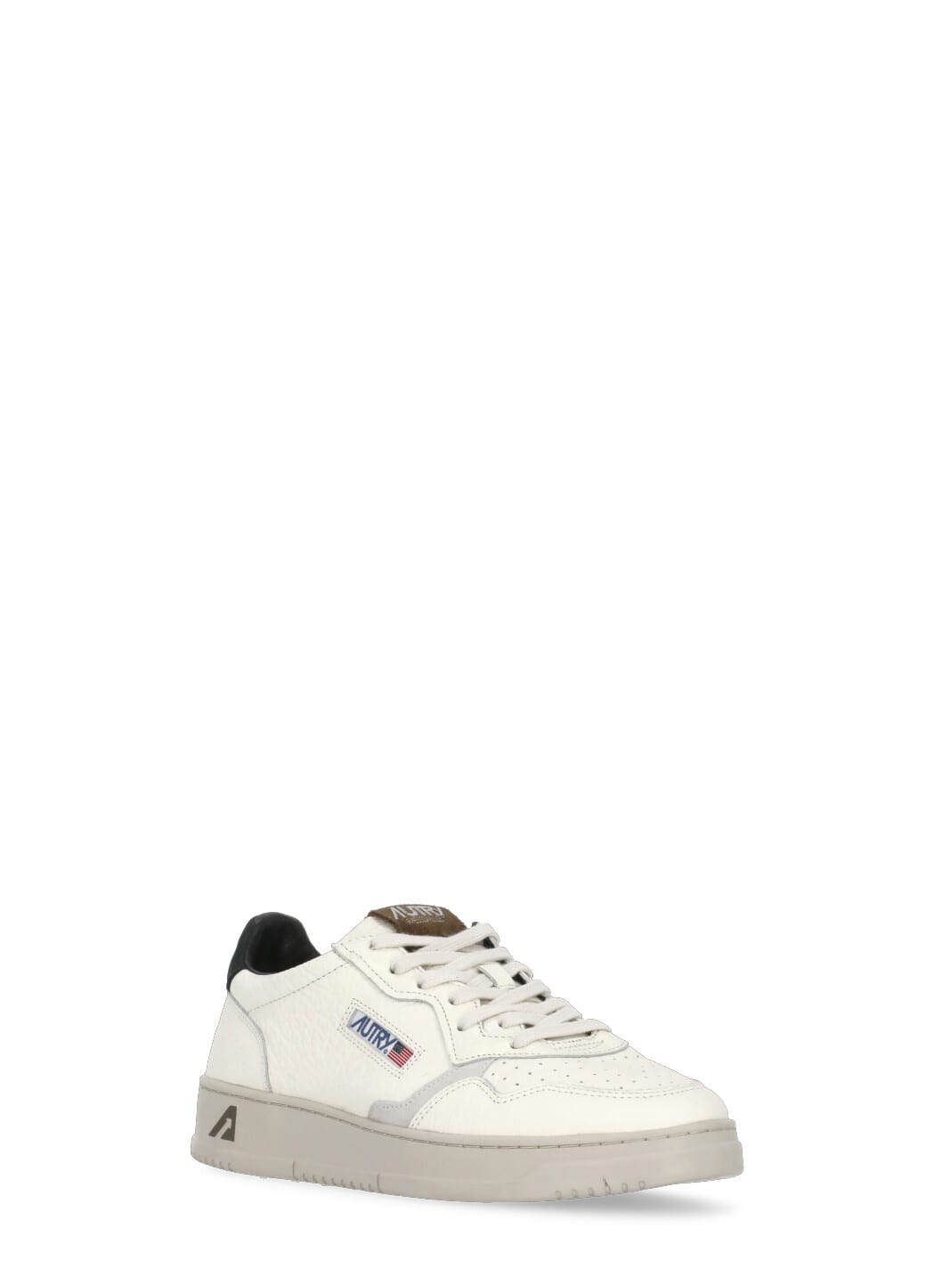 Shop Autry Medalist Low Sneakers In Ivory