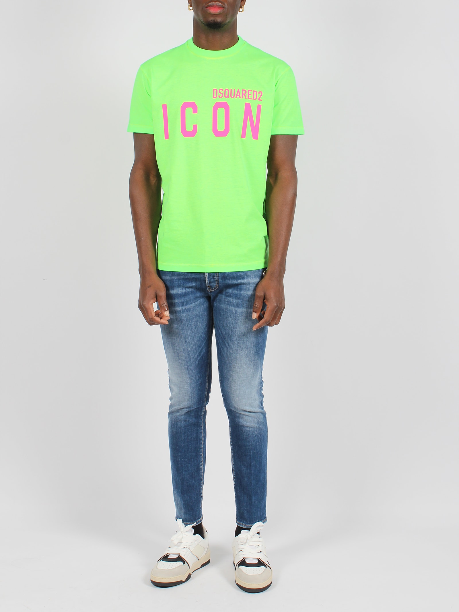 Shop Dsquared2 Be Icon Cool Fit T-shirt In Green