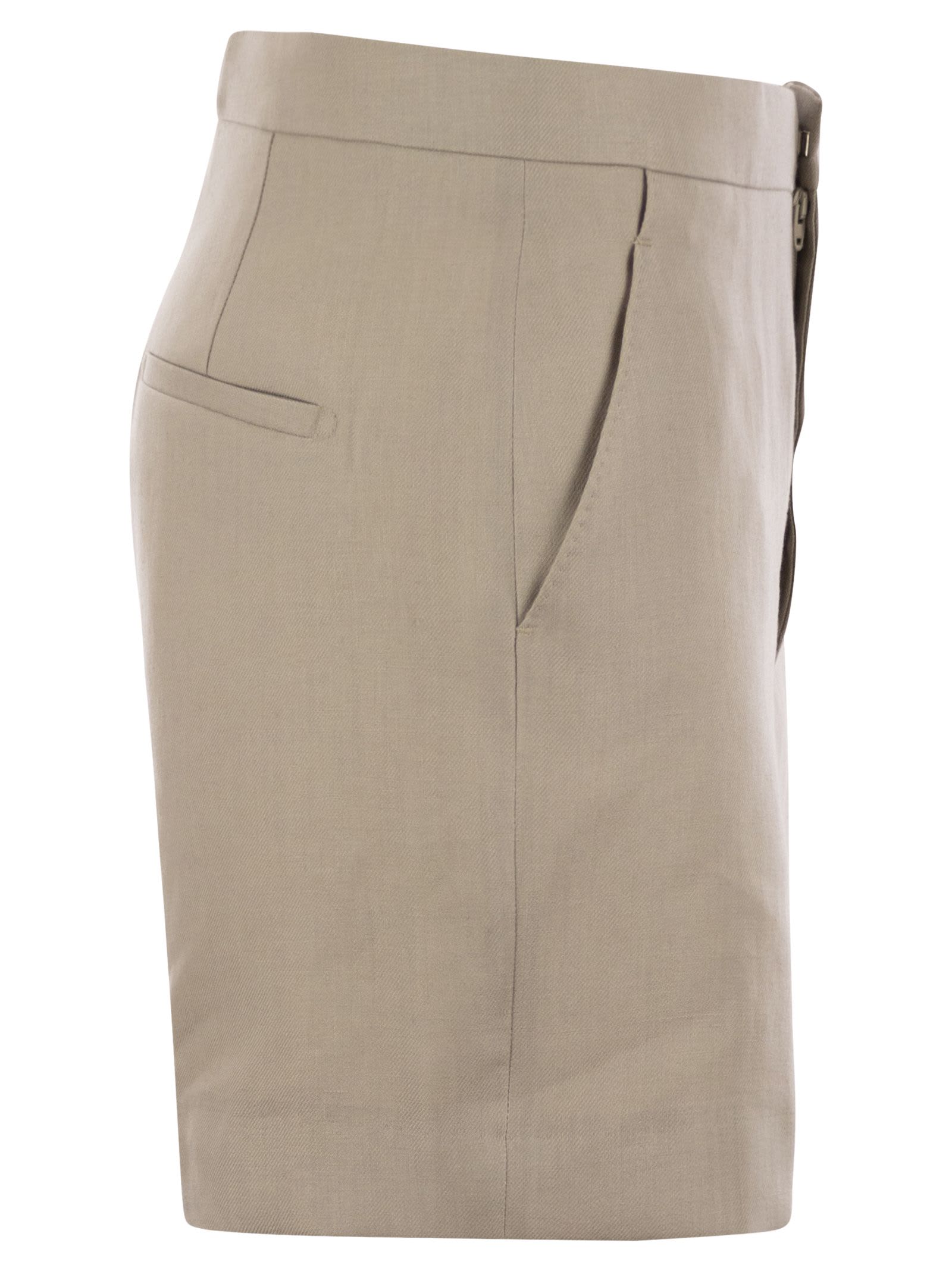 Tagliatore Women Linen Chino Bermuda Shorts In Turtledove