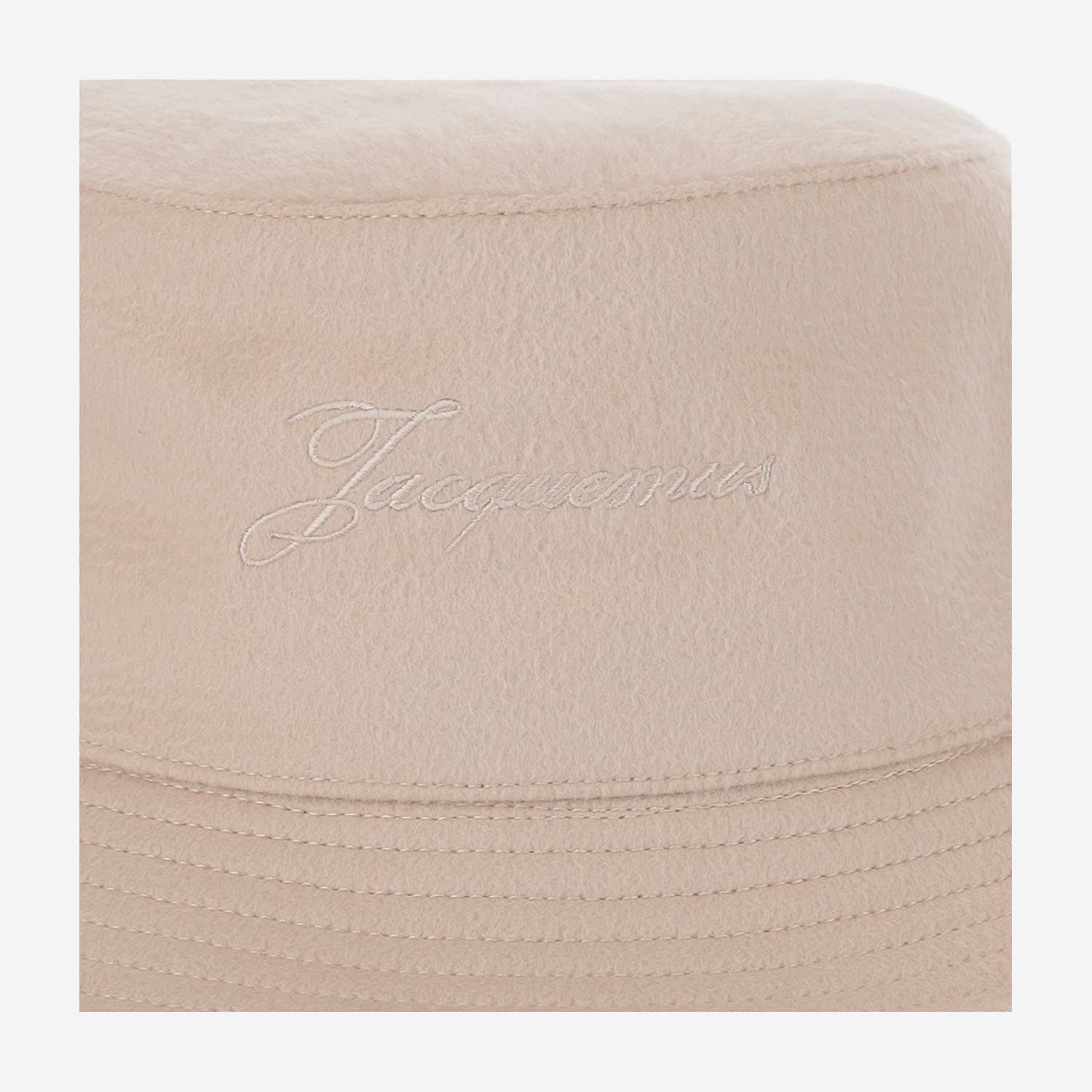 Jacquemus Embroidered Logo Bucket Hat In Nude