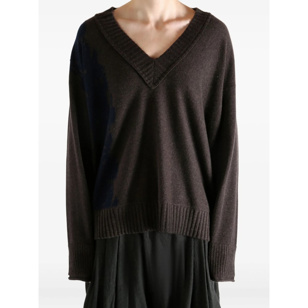 Ziggy Chen Sweater In Brown